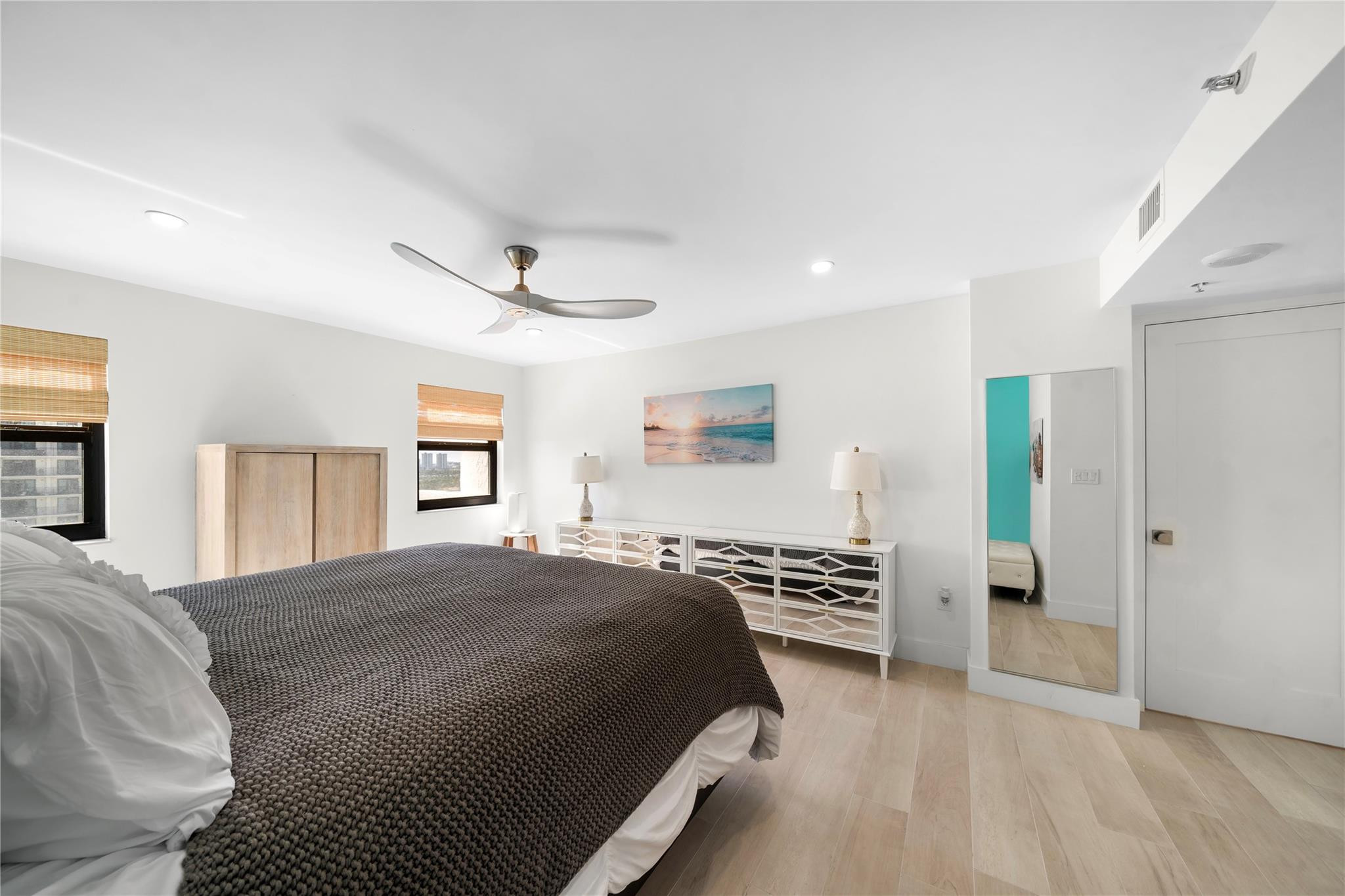 1201 S Ocean #1607n, Hollywood FL 33019