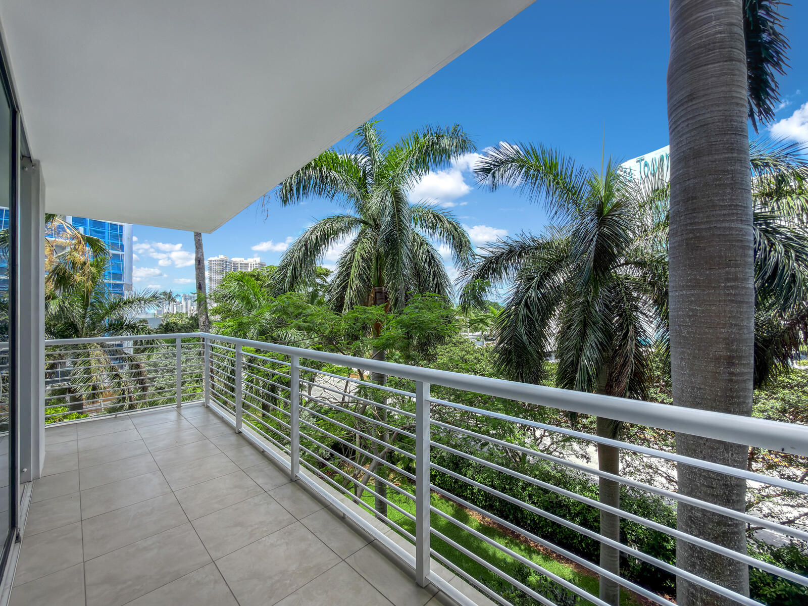 2831 N Ocean #303n, Fort Lauderdale FL 33308
