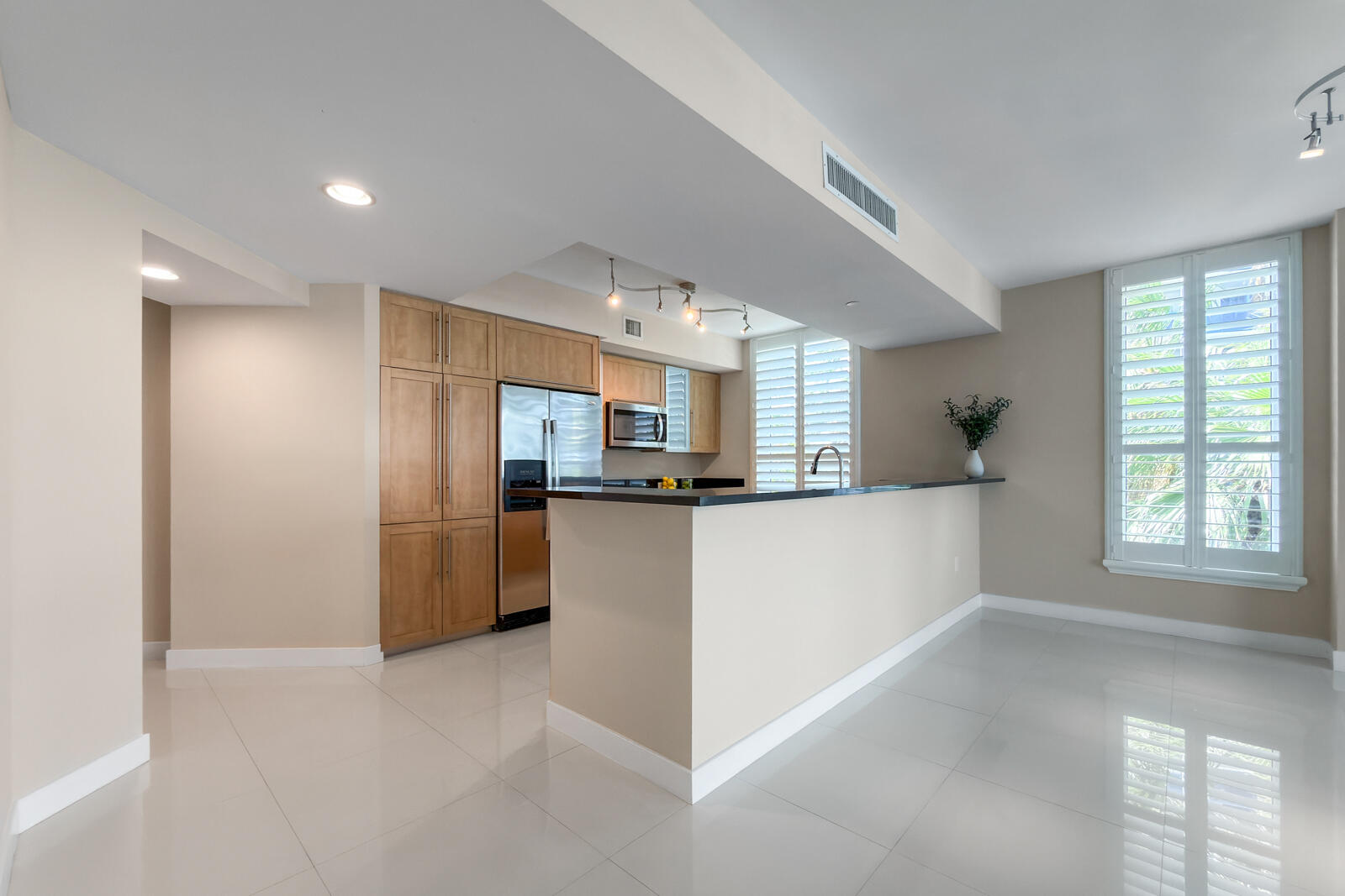 2831 N Ocean #303n, Fort Lauderdale FL 33308