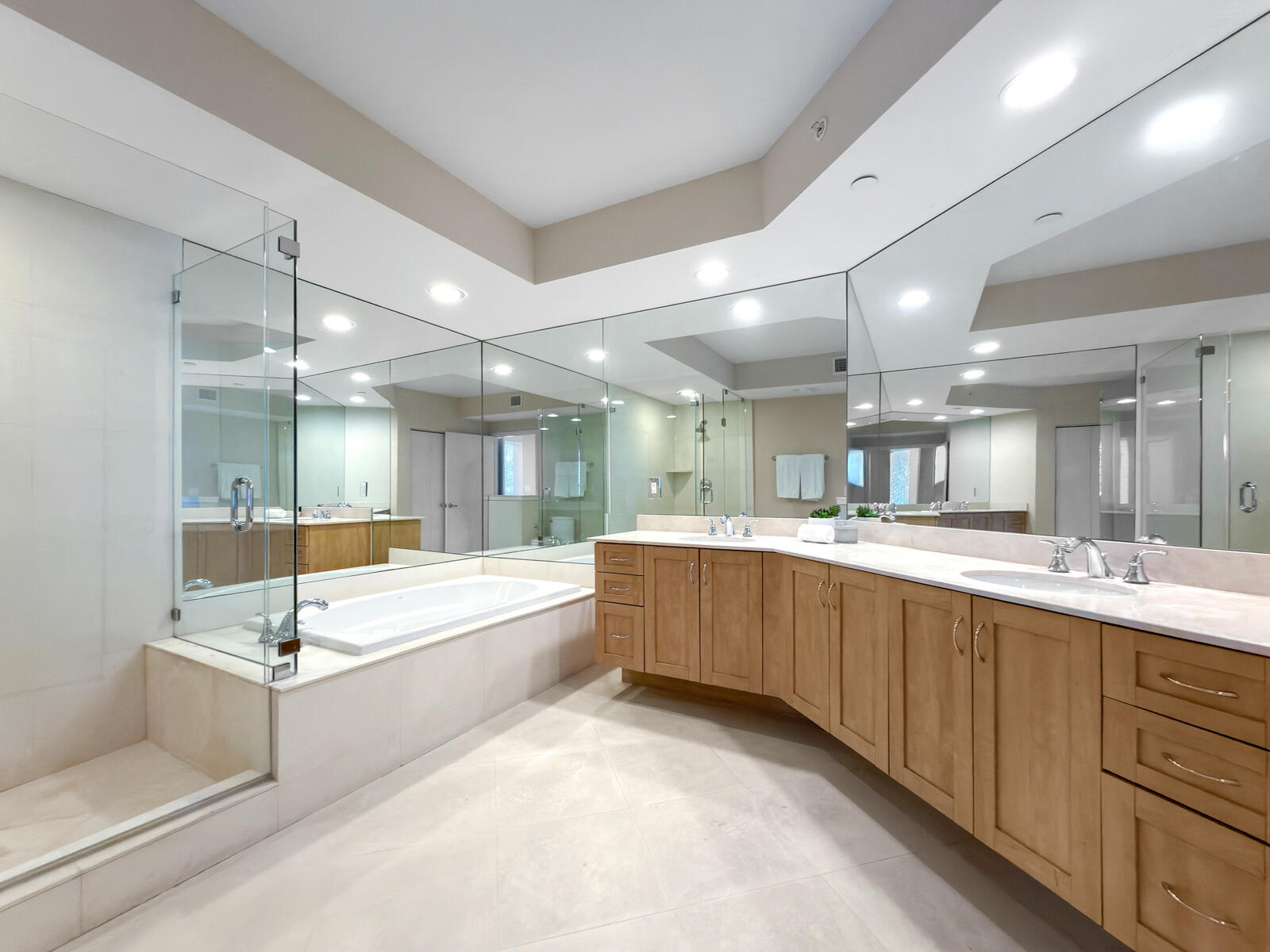 2831 N Ocean #303n, Fort Lauderdale FL 33308