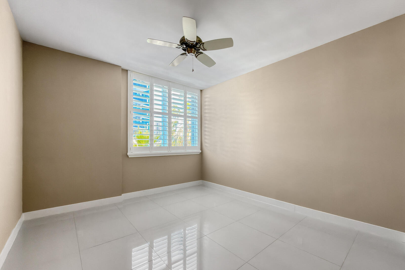 2831 N Ocean #303n, Fort Lauderdale FL 33308