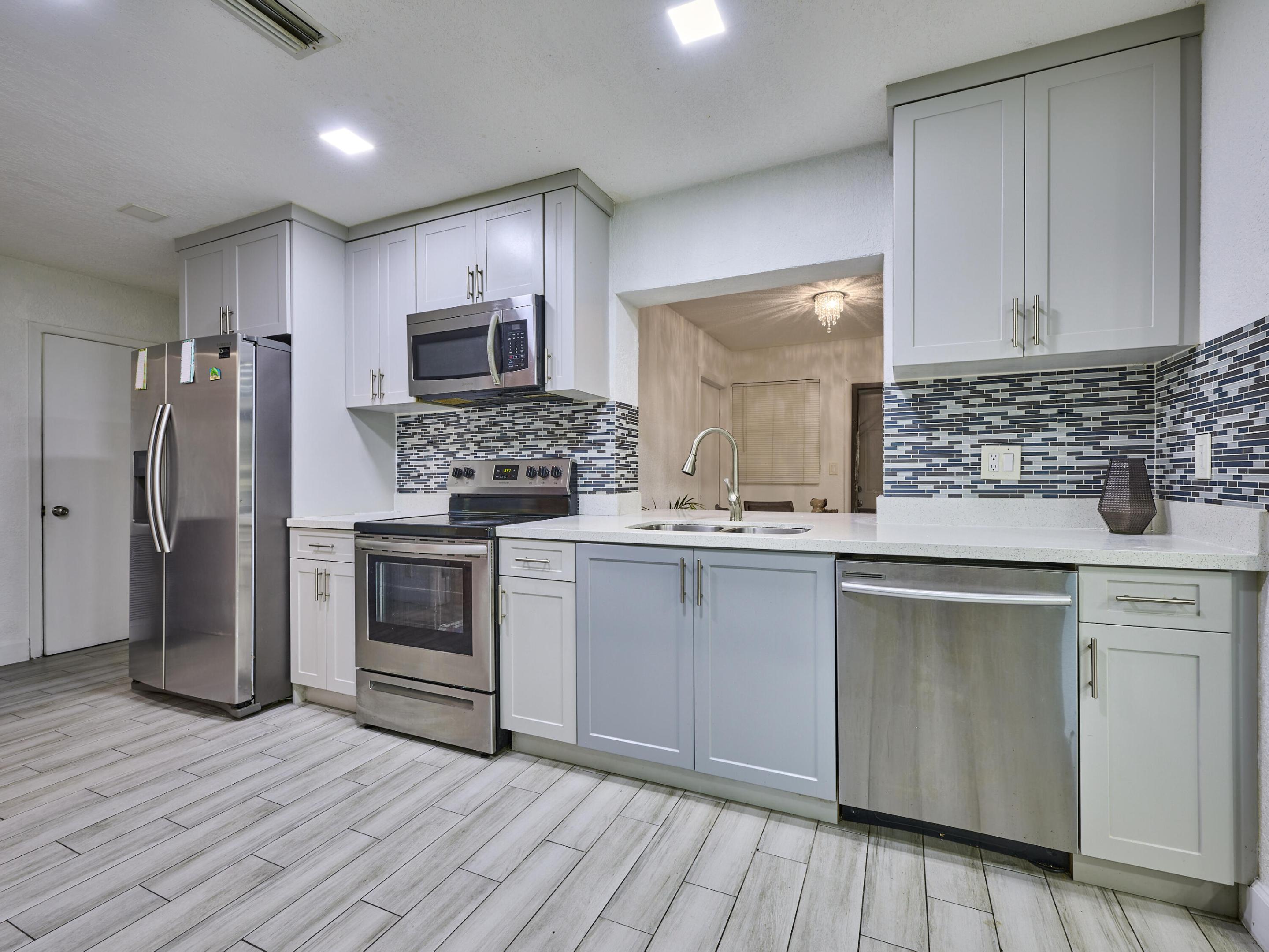 3515 NW 40th, Lauderdale Lakes FL 33309