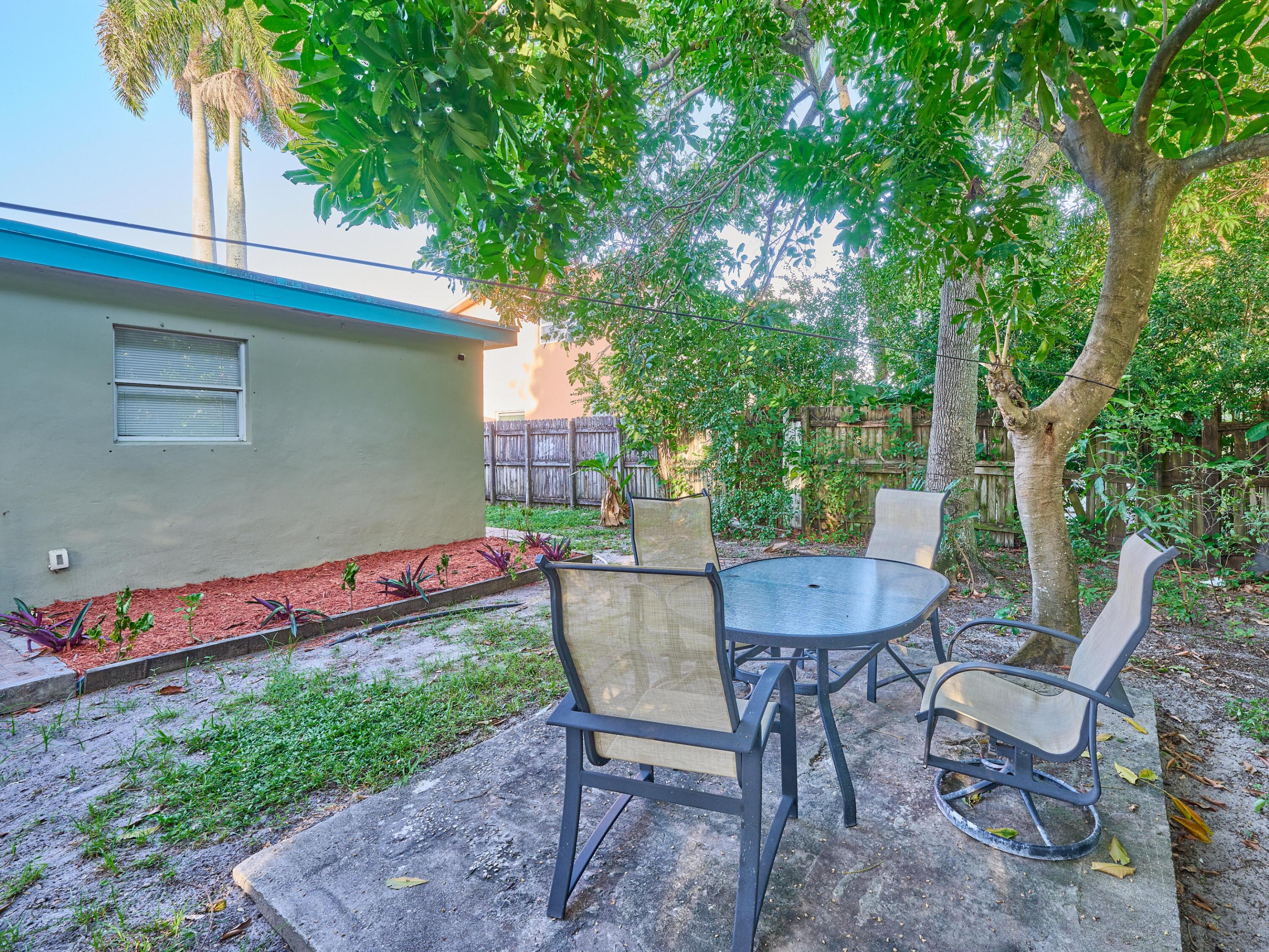 3515 NW 40th, Lauderdale Lakes FL 33309