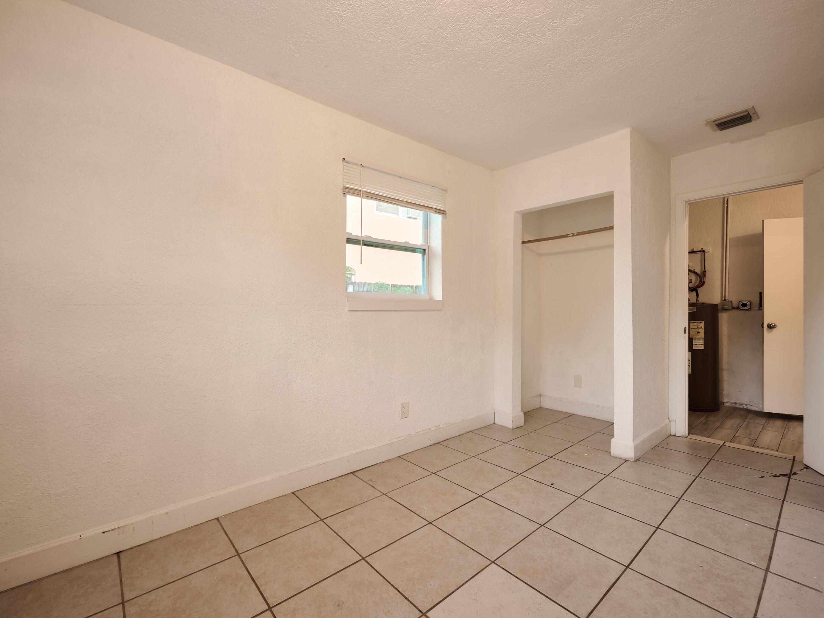 3515 NW 40th, Lauderdale Lakes FL 33309