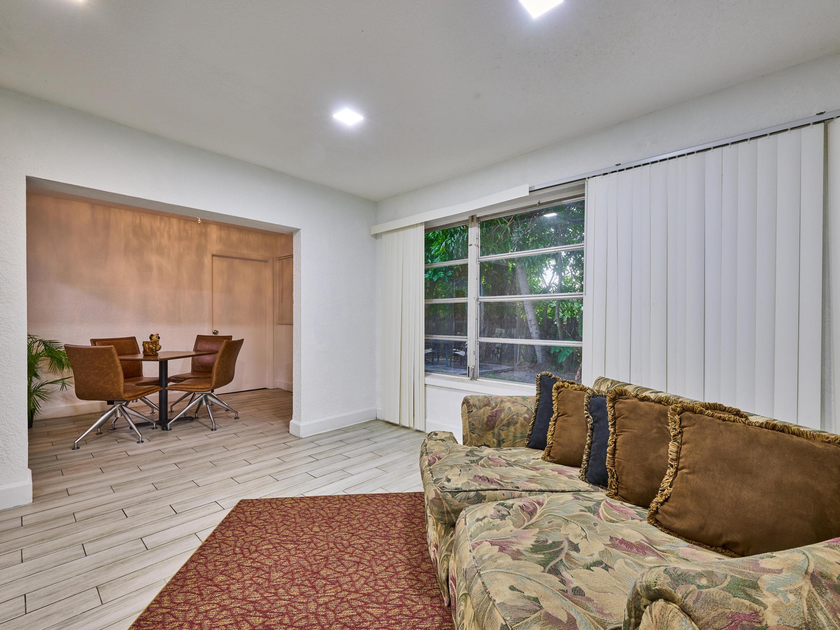 3515 NW 40th, Lauderdale Lakes FL 33309