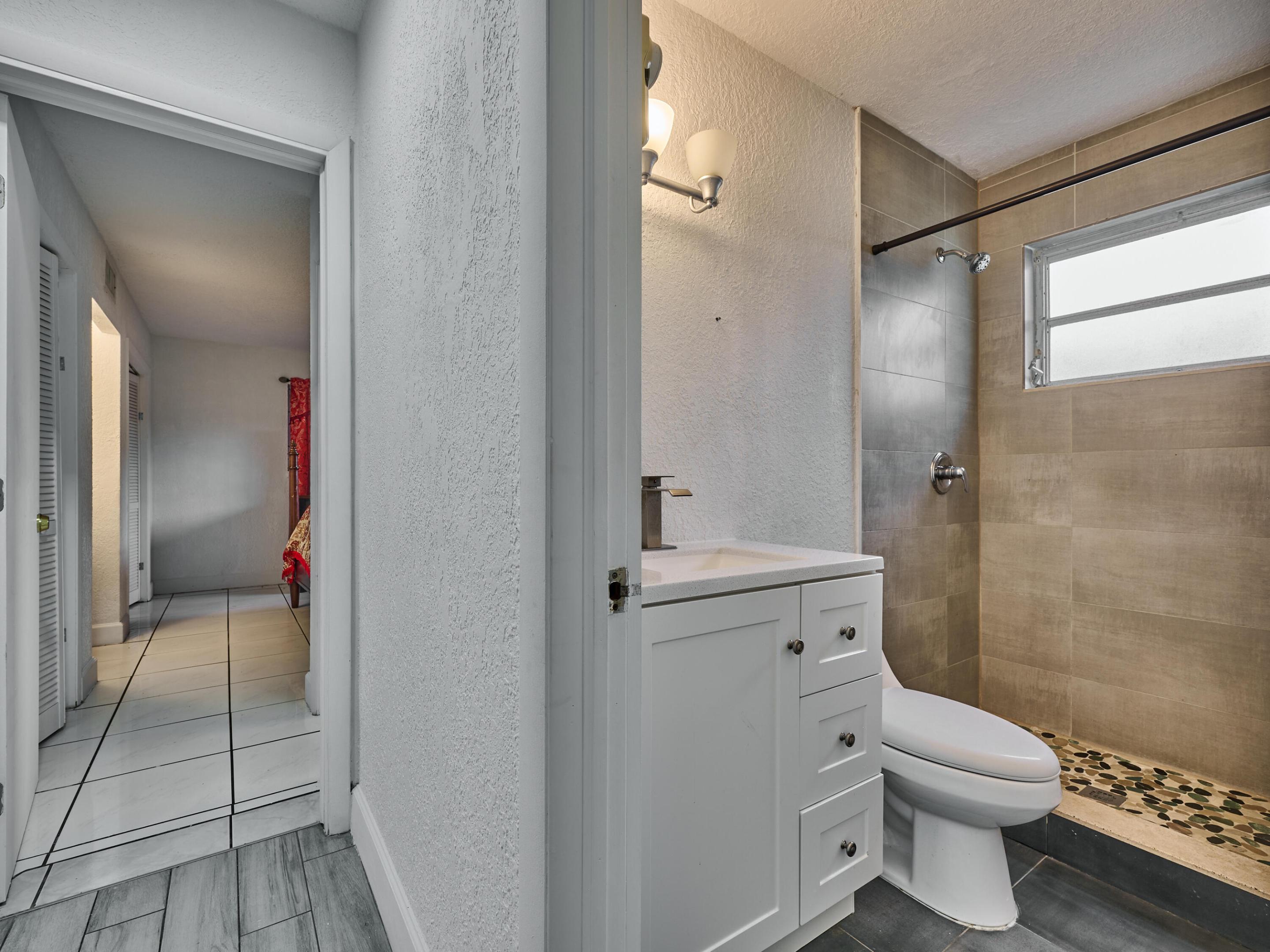 3515 NW 40th, Lauderdale Lakes FL 33309