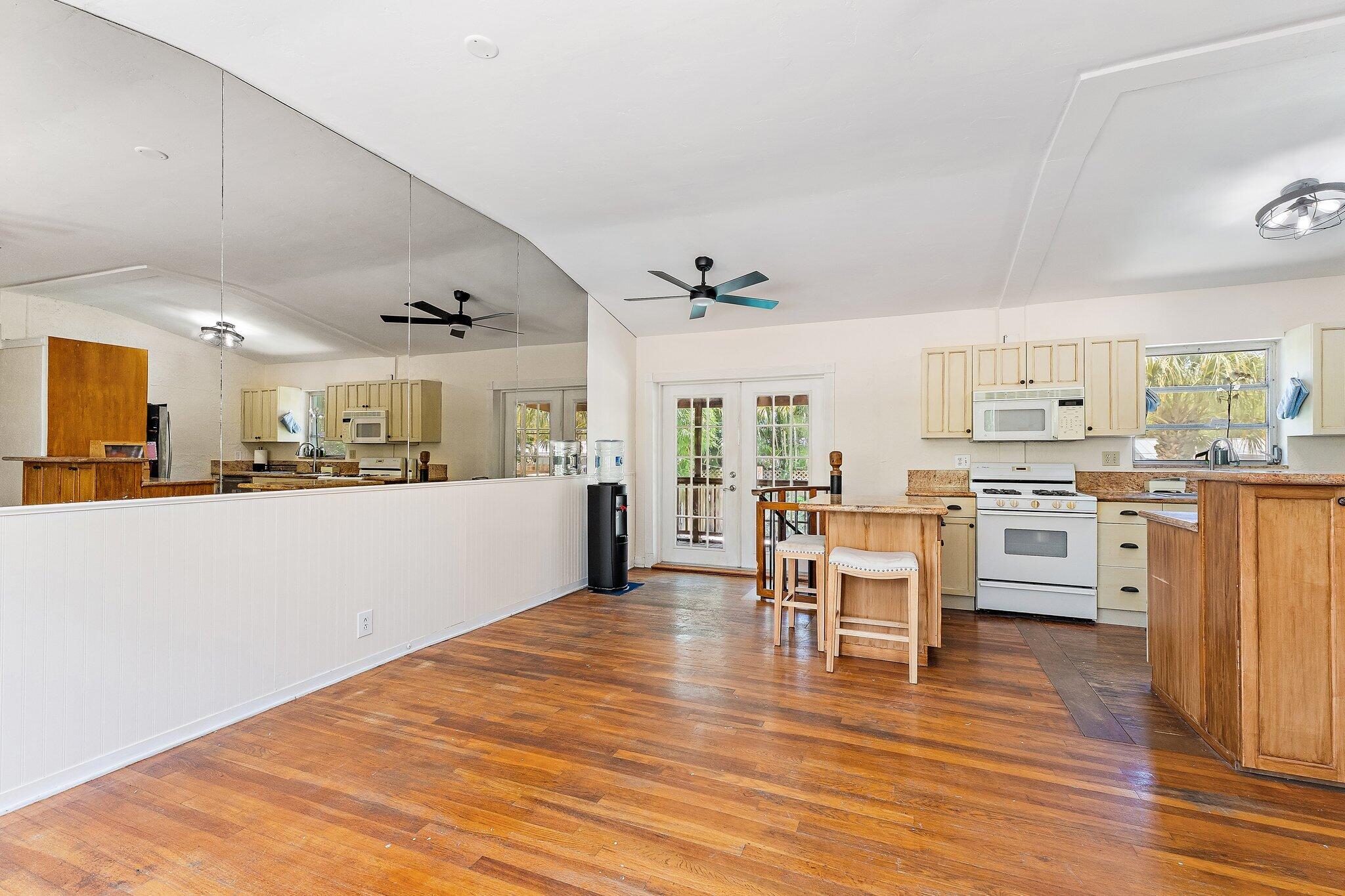 1429 Crest, Lake Worth FL 33461