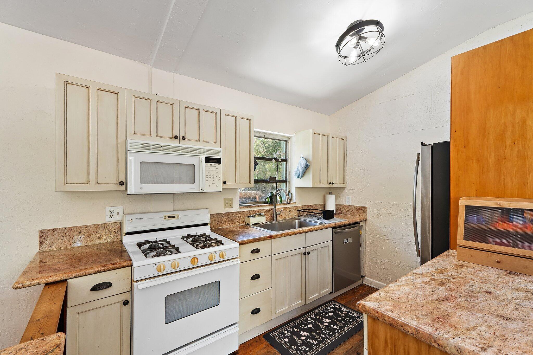 1429 Crest, Lake Worth FL 33461