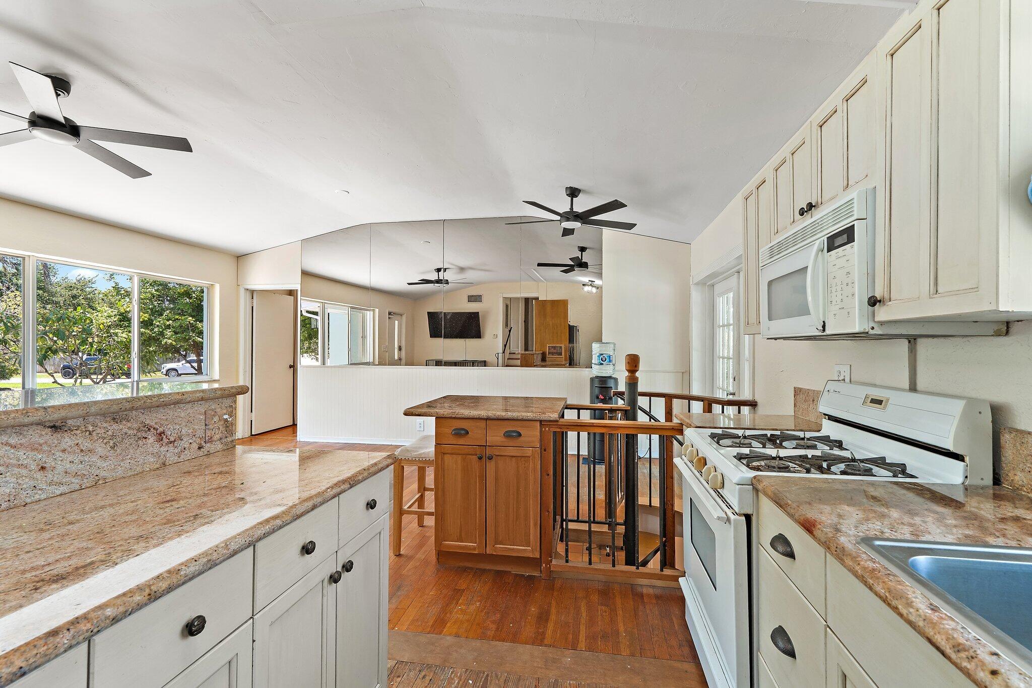 1429 Crest, Lake Worth FL 33461