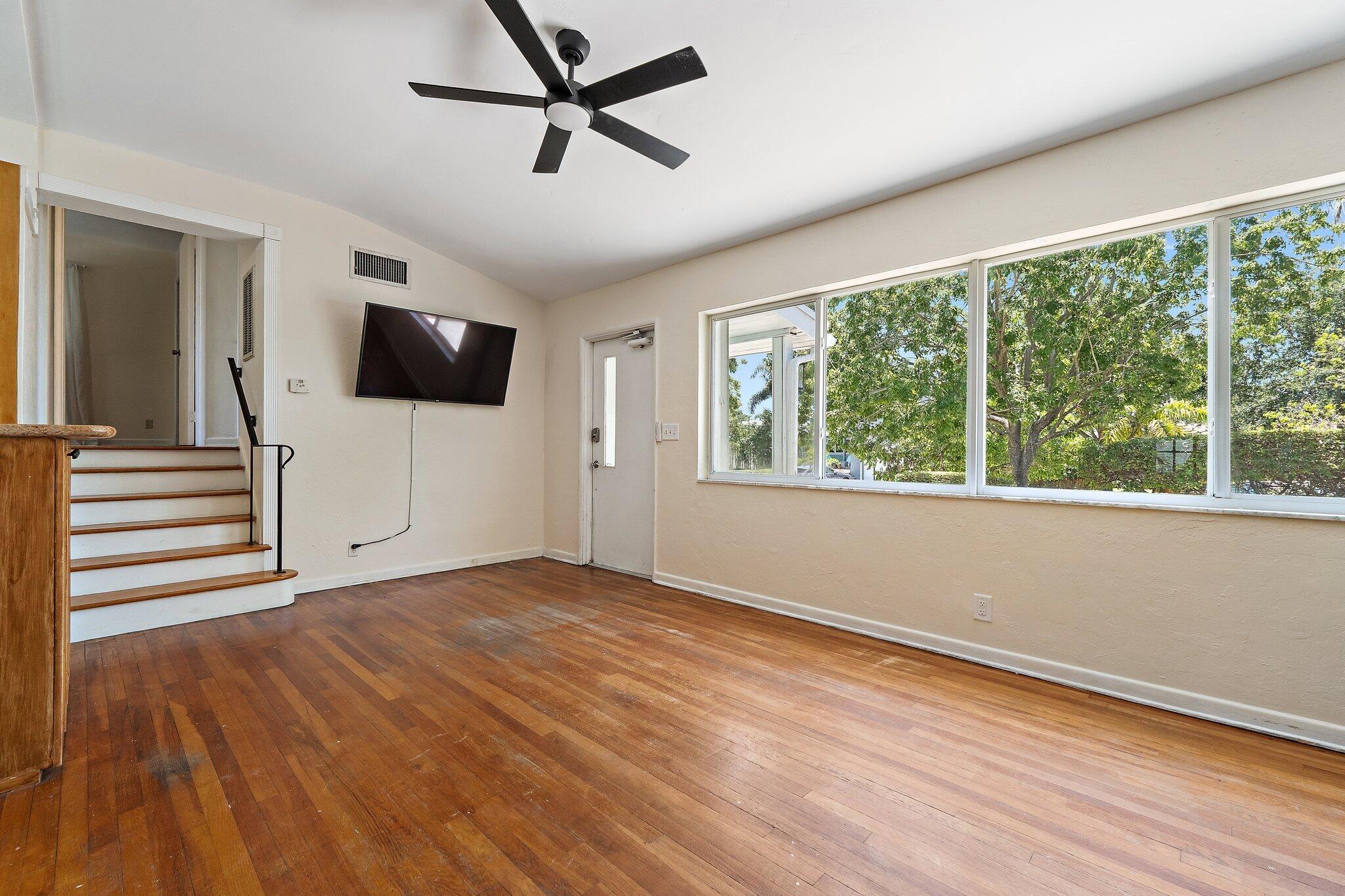 1429 Crest, Lake Worth FL 33461