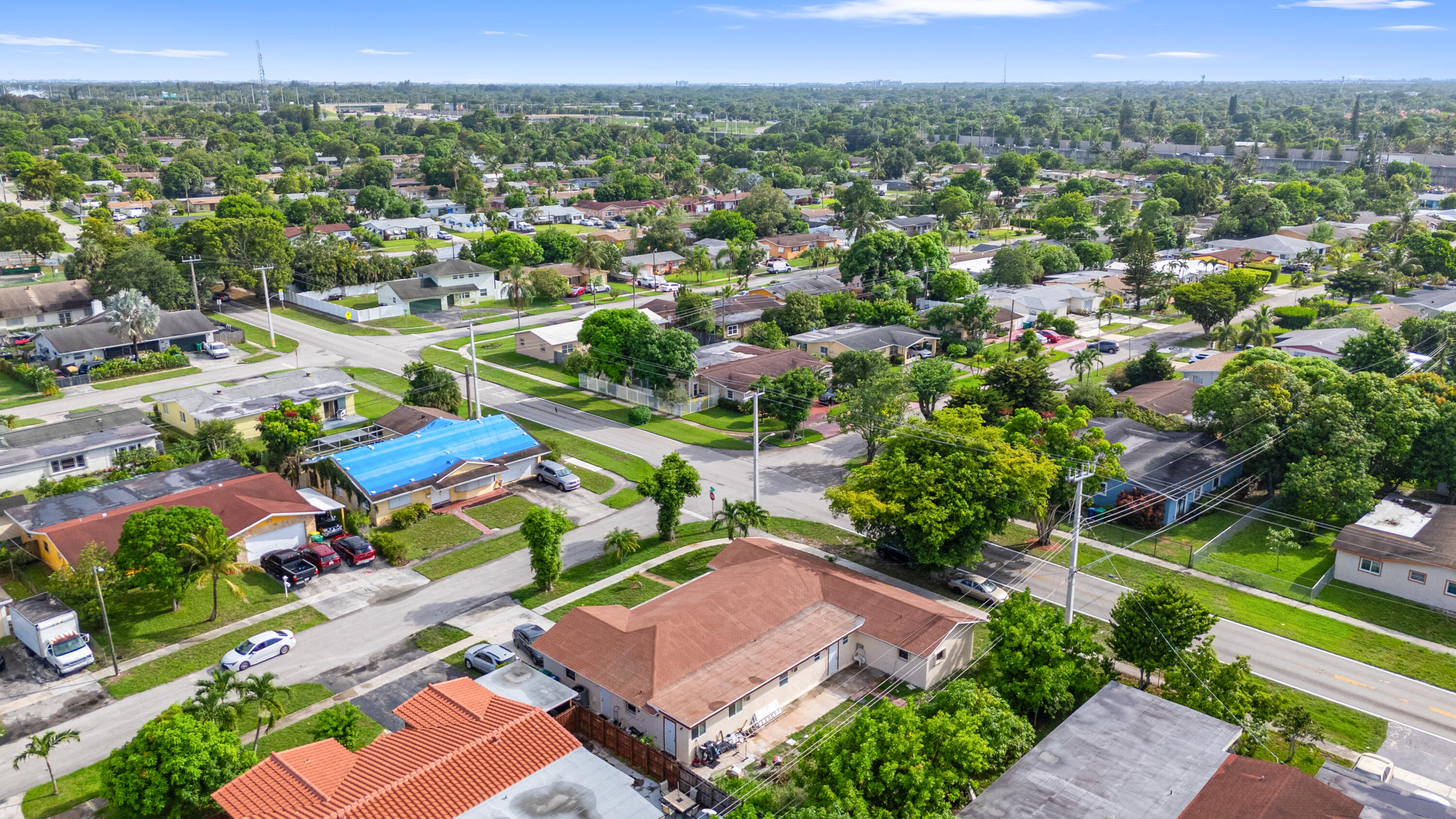 4851 NW 17th, Lauderhill FL 33313