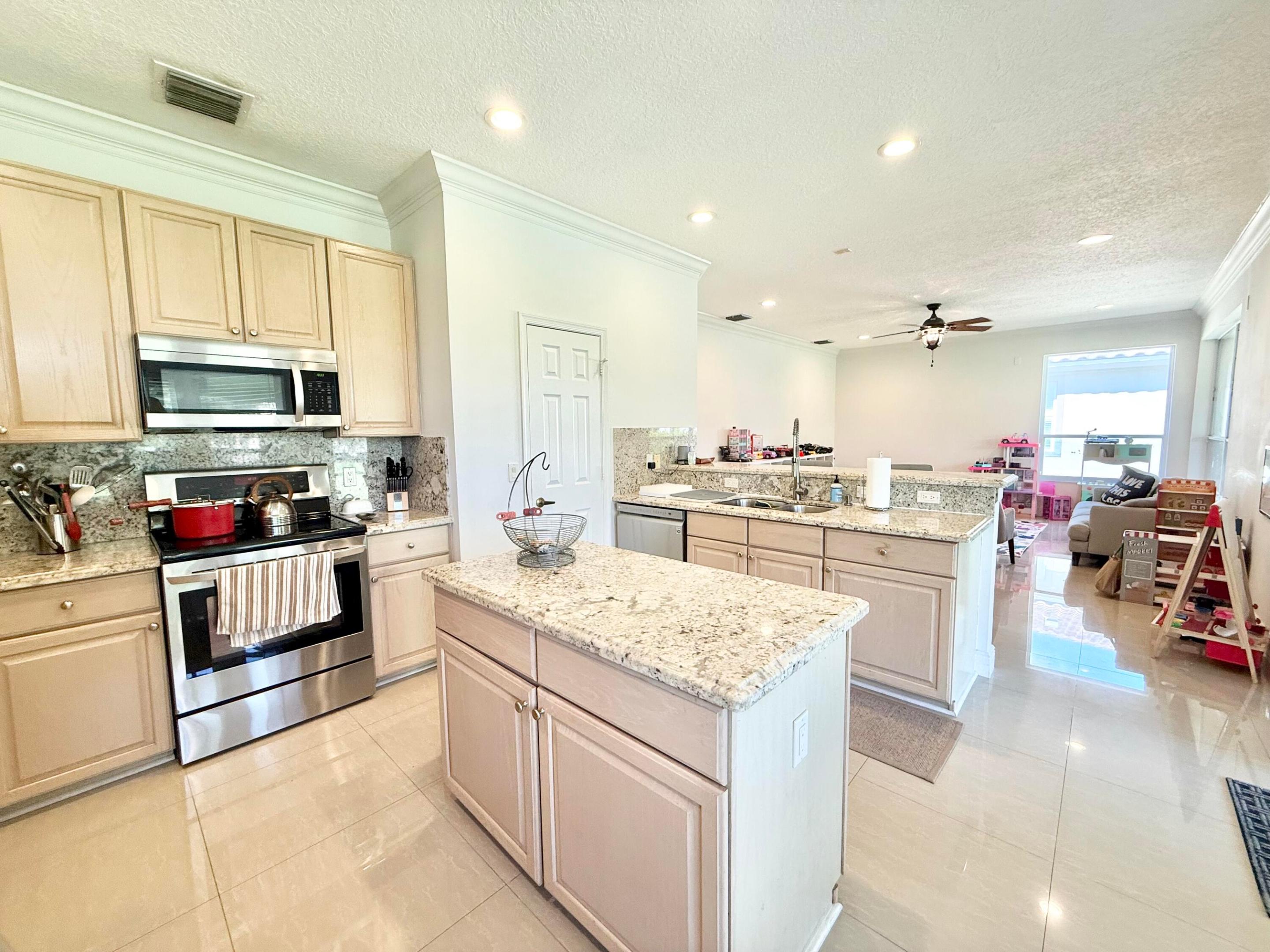 12671 Yardley, Boca Raton FL 33428