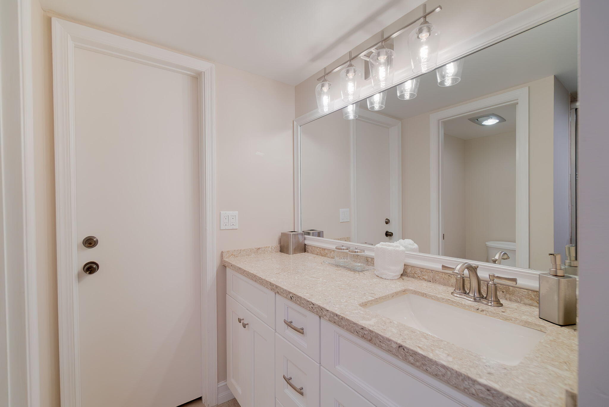 11355 Pond View #D203, Wellington FL 33414