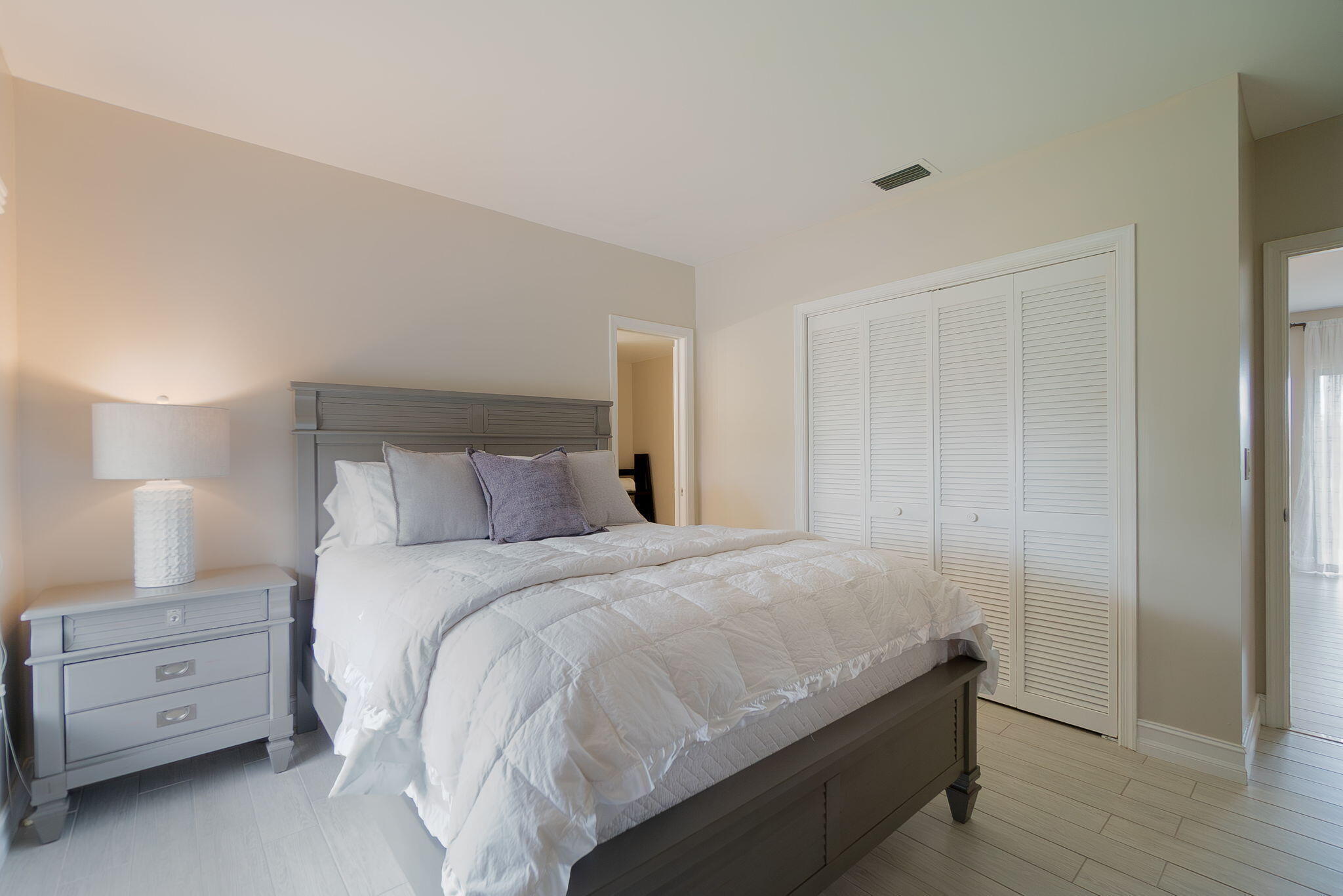 11355 Pond View #D203, Wellington FL 33414
