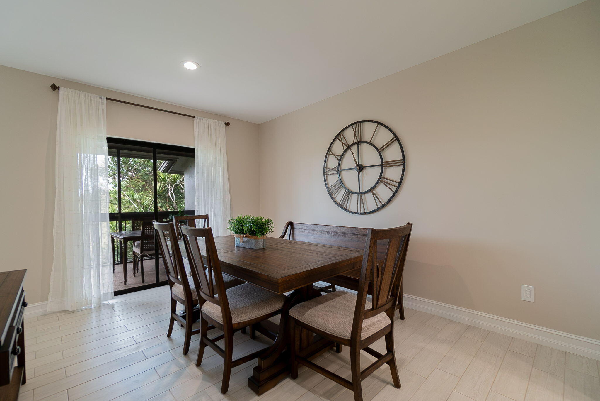 11355 Pond View #D203, Wellington FL 33414