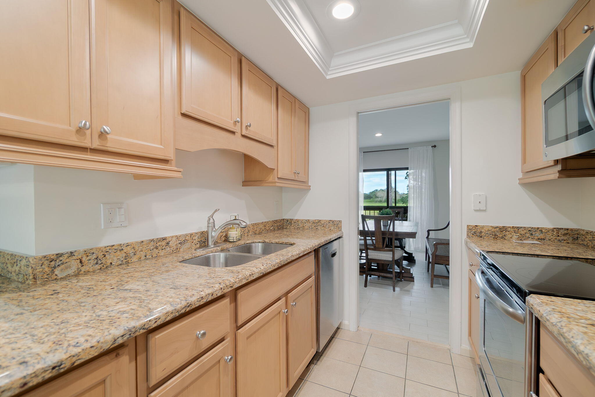 11355 Pond View #D203, Wellington FL 33414