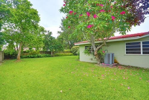 7850 SW 160th, Palmetto Bay FL 33157