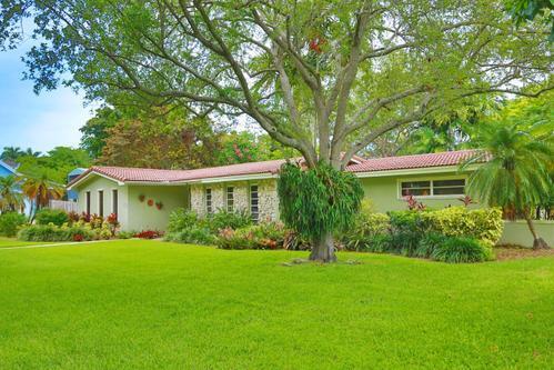 7850 SW 160th, Palmetto Bay FL 33157