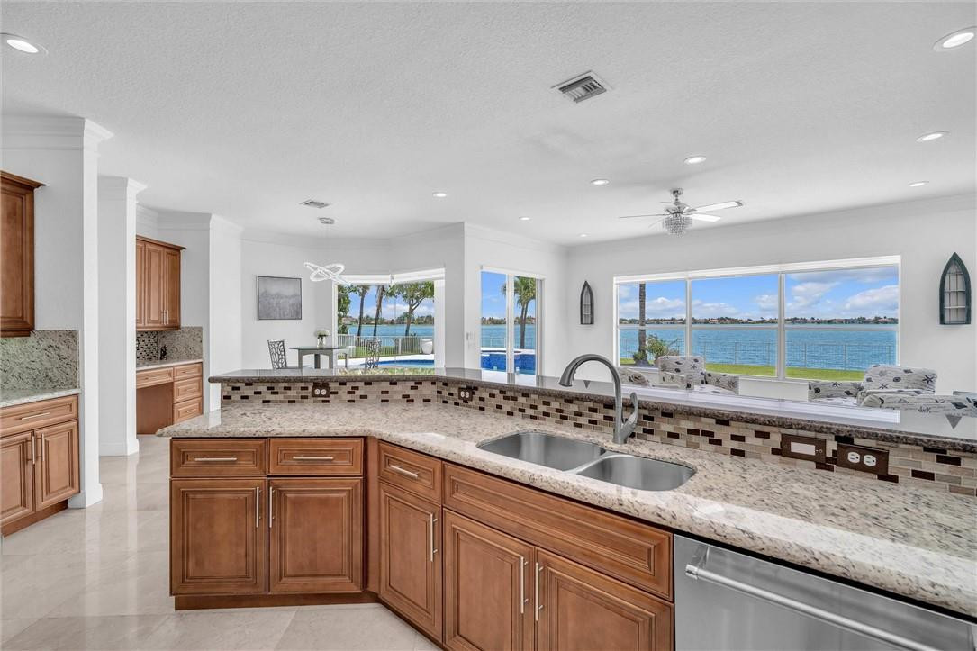 4707 SW 195th, Miramar FL 33029