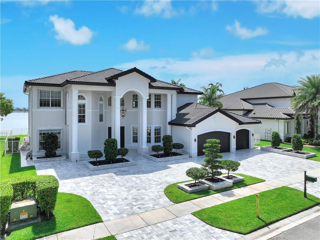 4707 SW 195th, Miramar FL 33029