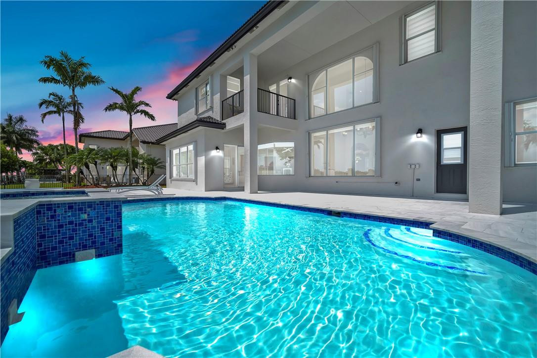 4707 SW 195th, Miramar FL 33029