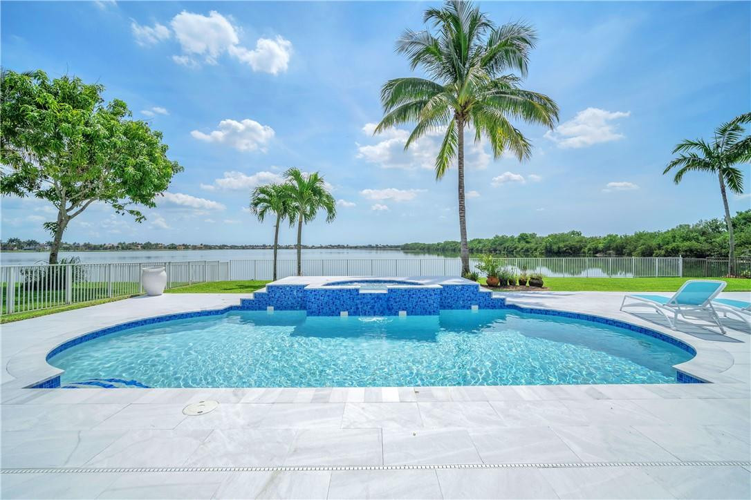 4707 SW 195th, Miramar FL 33029