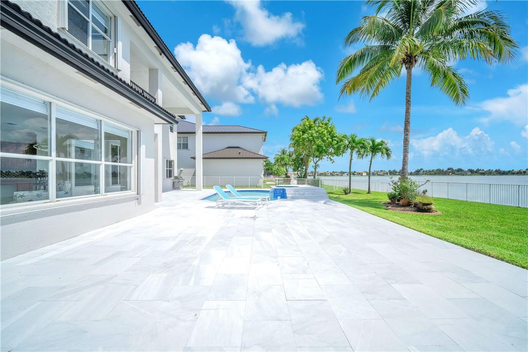 4707 SW 195th, Miramar FL 33029