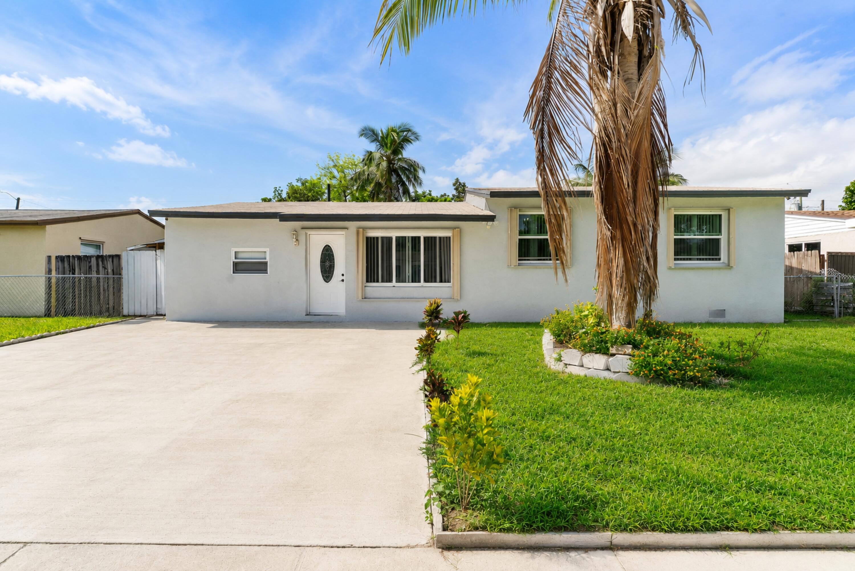6501 SW 15th, North Lauderdale FL 33068