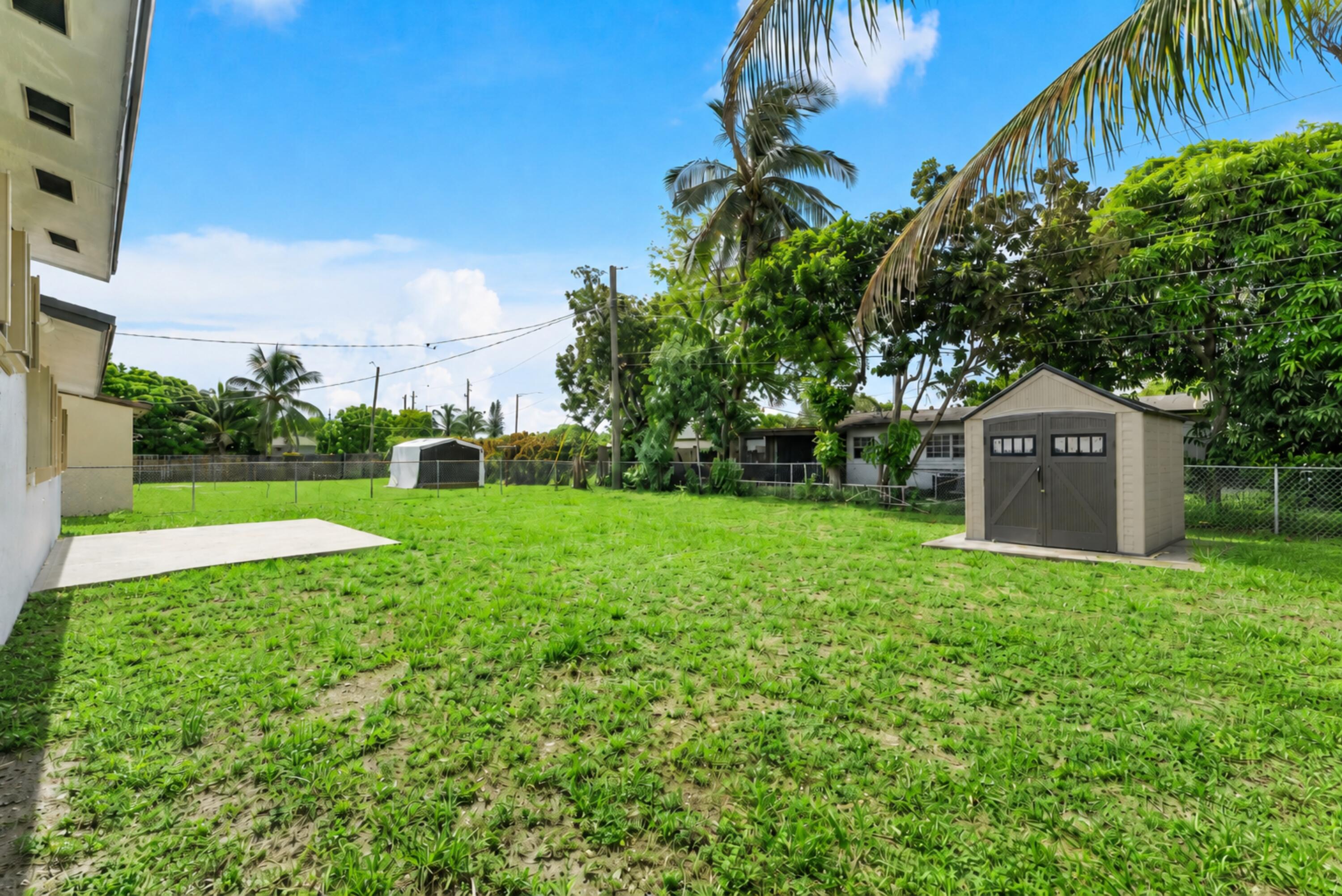 6501 SW 15th, North Lauderdale FL 33068