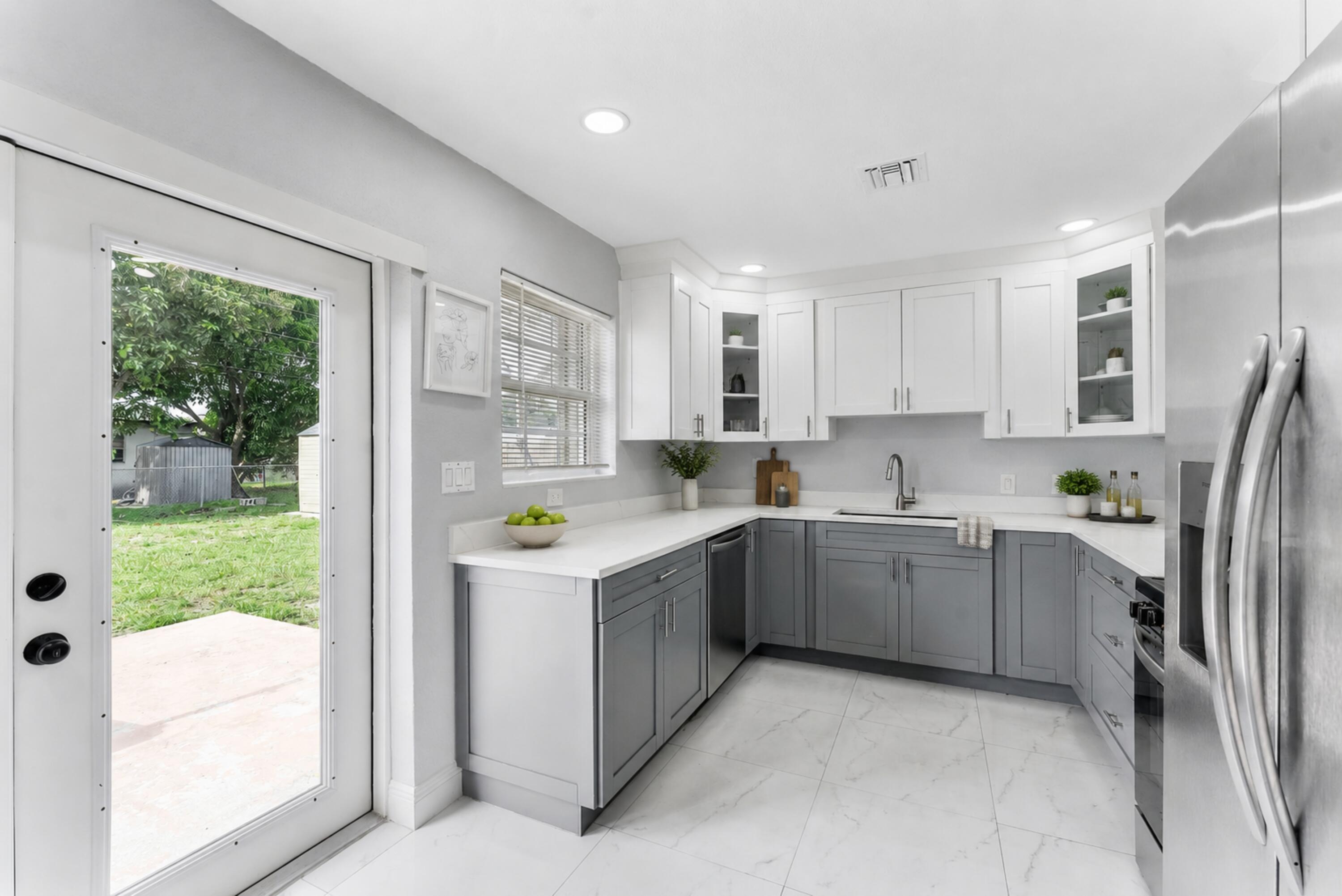 6501 SW 15th, North Lauderdale FL 33068