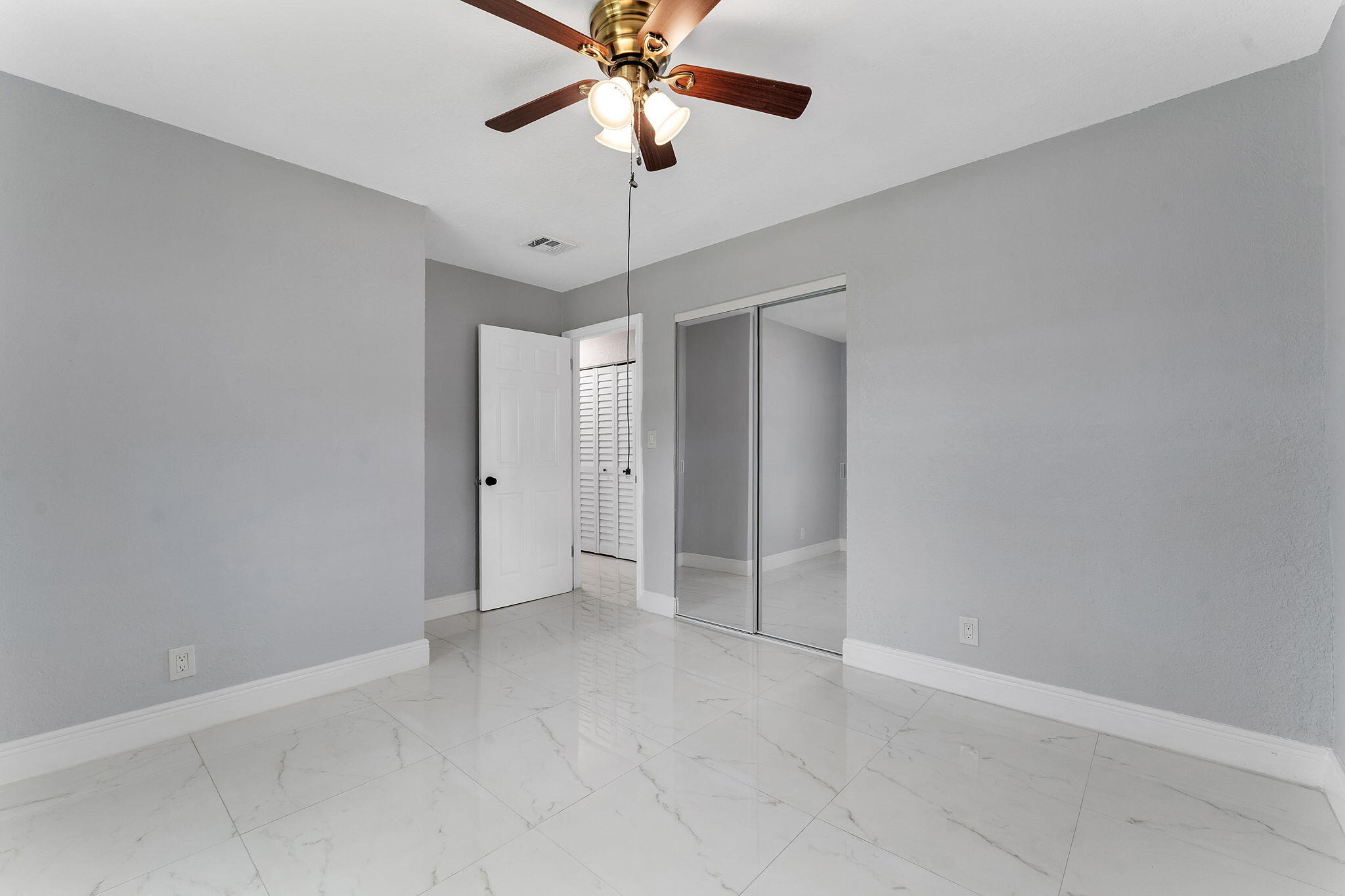 6501 SW 15th, North Lauderdale FL 33068