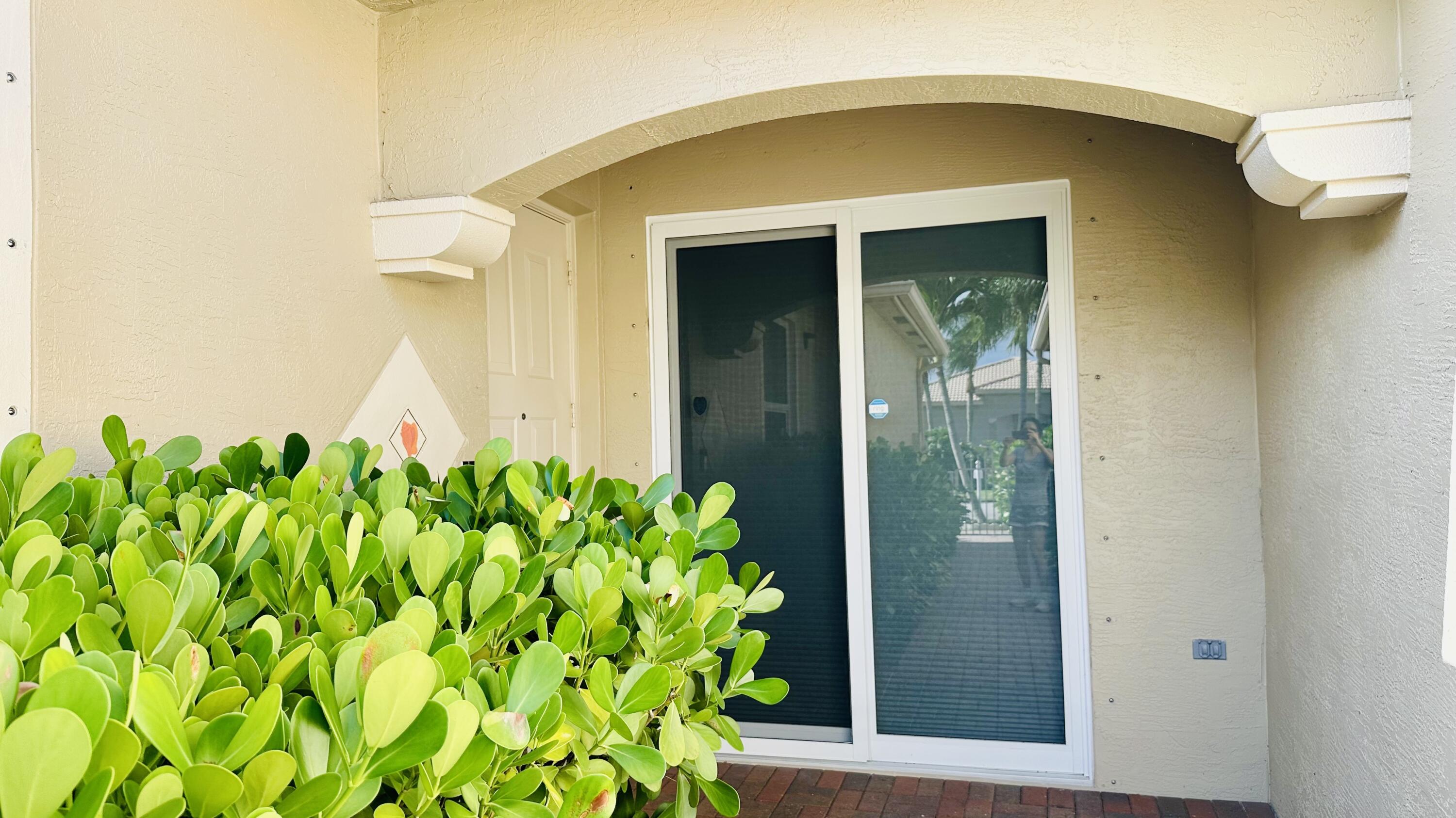 8601 Mangrove Cay, West Palm Beach FL 33411