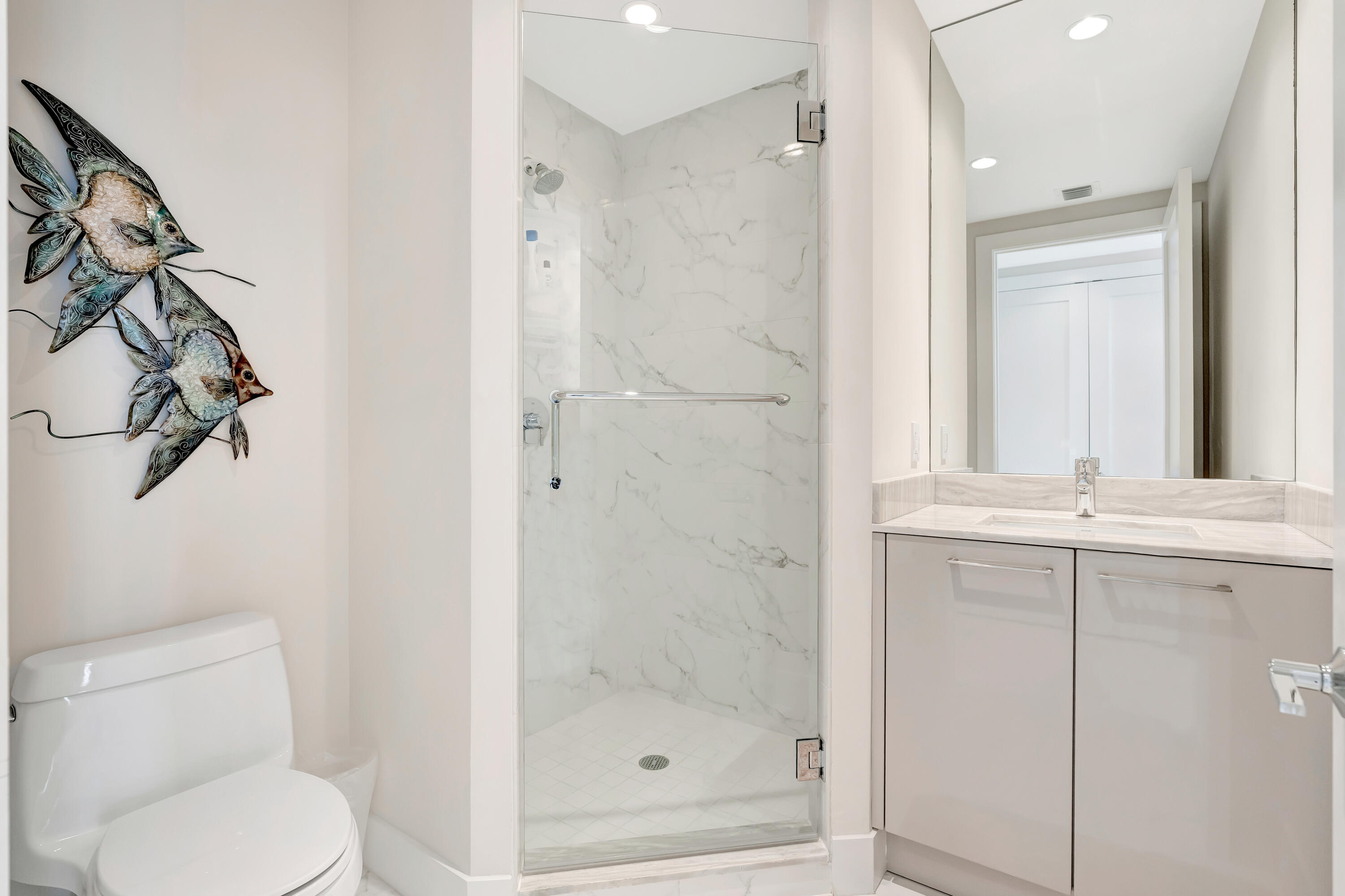 1 Water Club #1701, North Palm Beach FL 33408