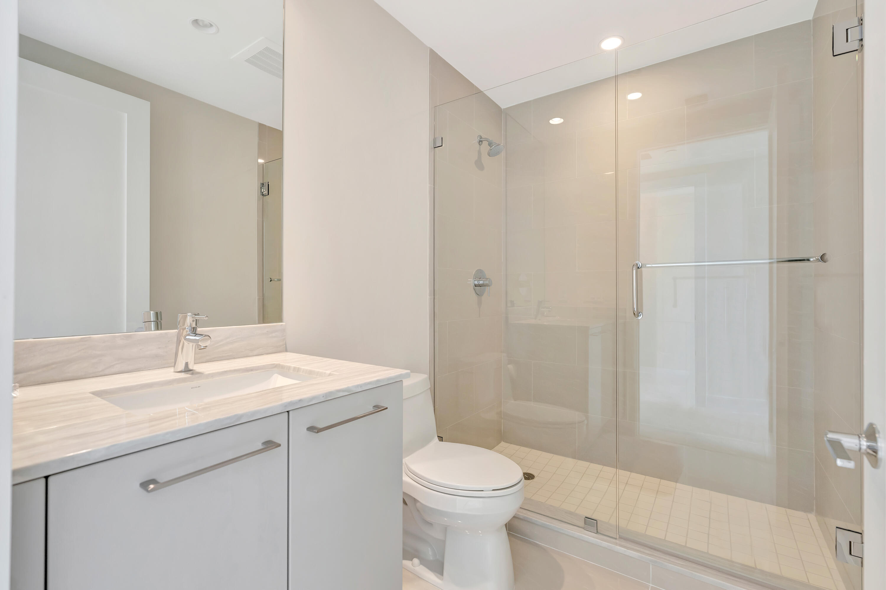 1 Water Club #1701, North Palm Beach FL 33408