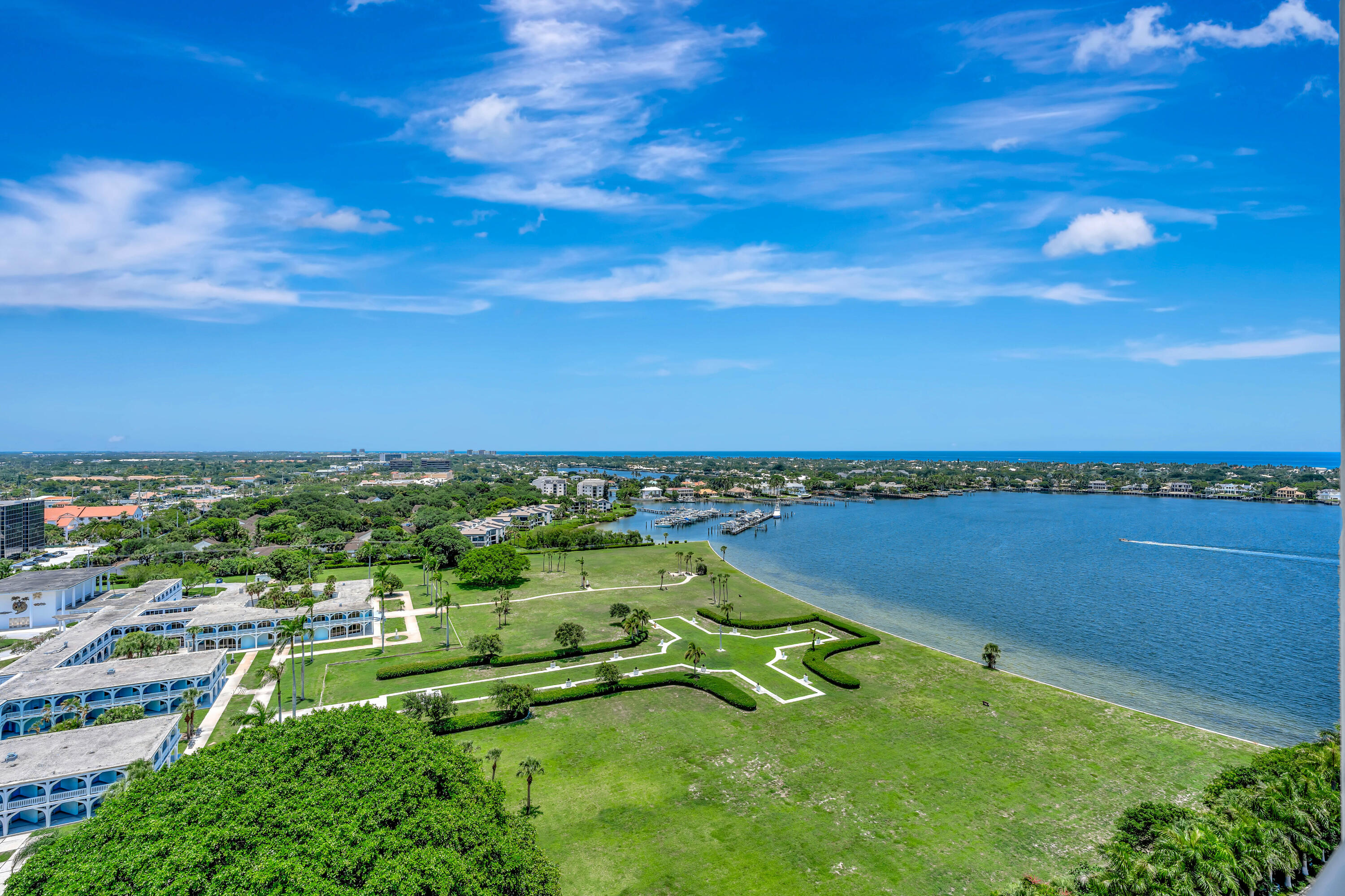1 Water Club #1701, North Palm Beach FL 33408
