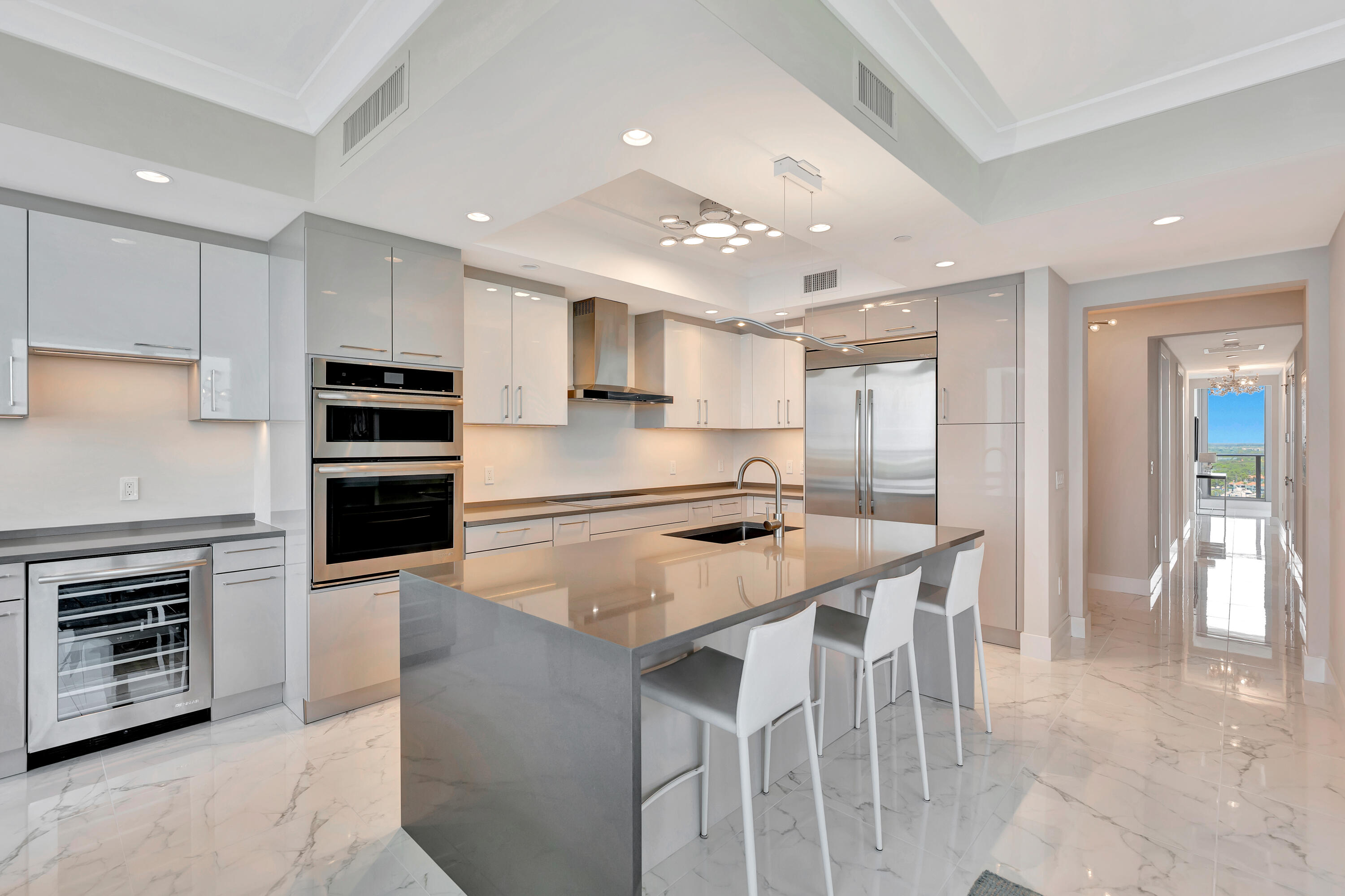1 Water Club #1701, North Palm Beach FL 33408