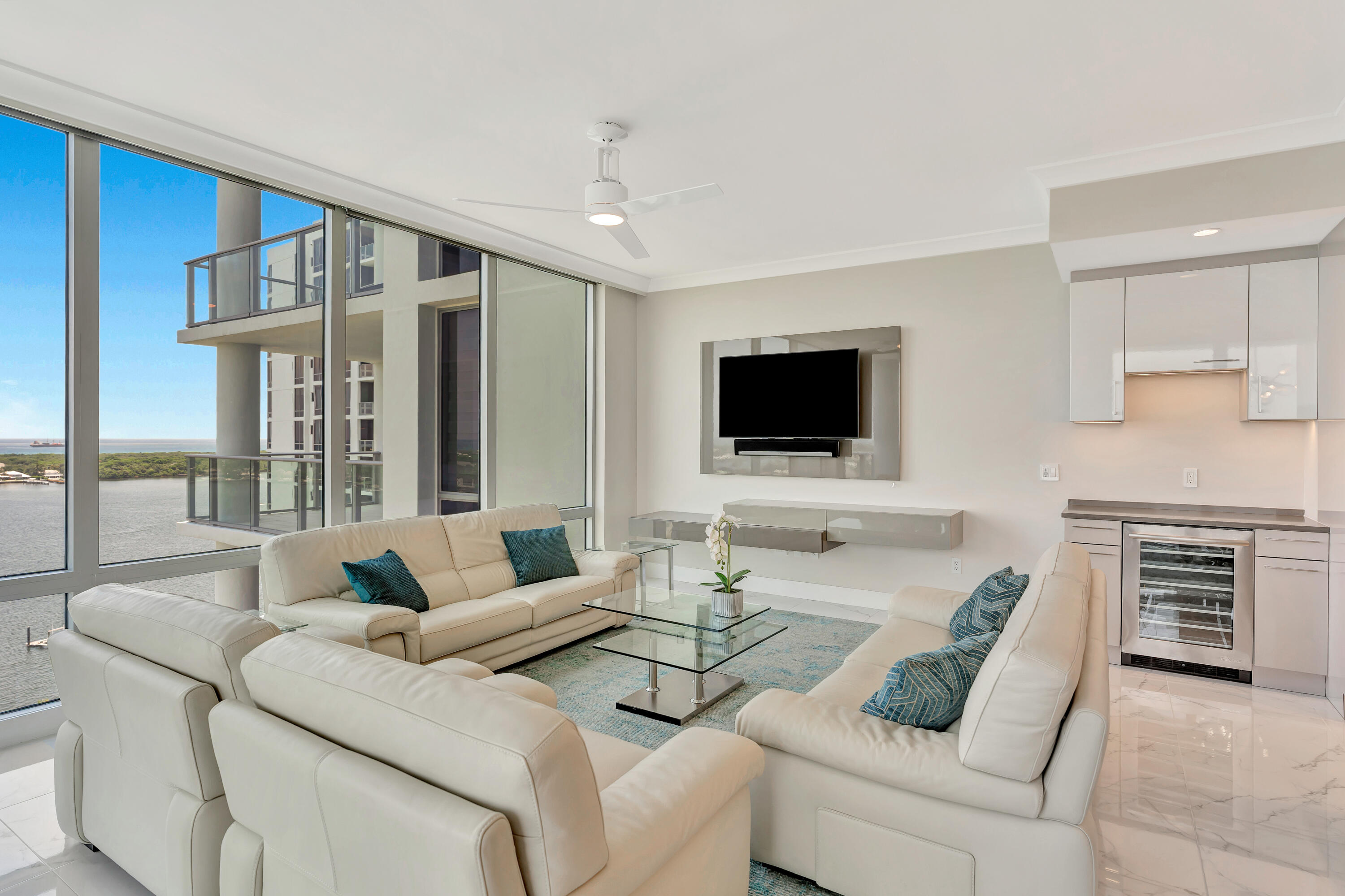 1 Water Club #1701, North Palm Beach FL 33408