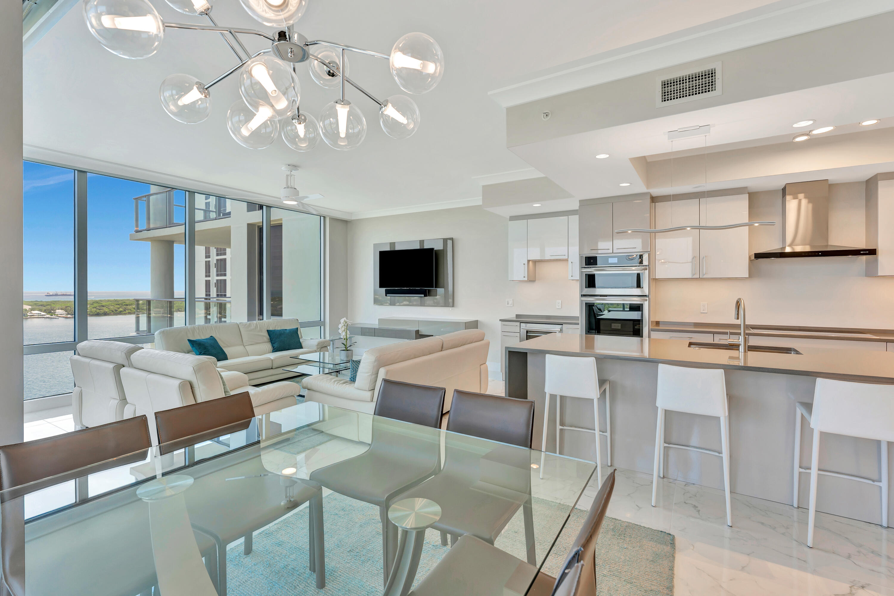 1 Water Club #1701, North Palm Beach FL 33408