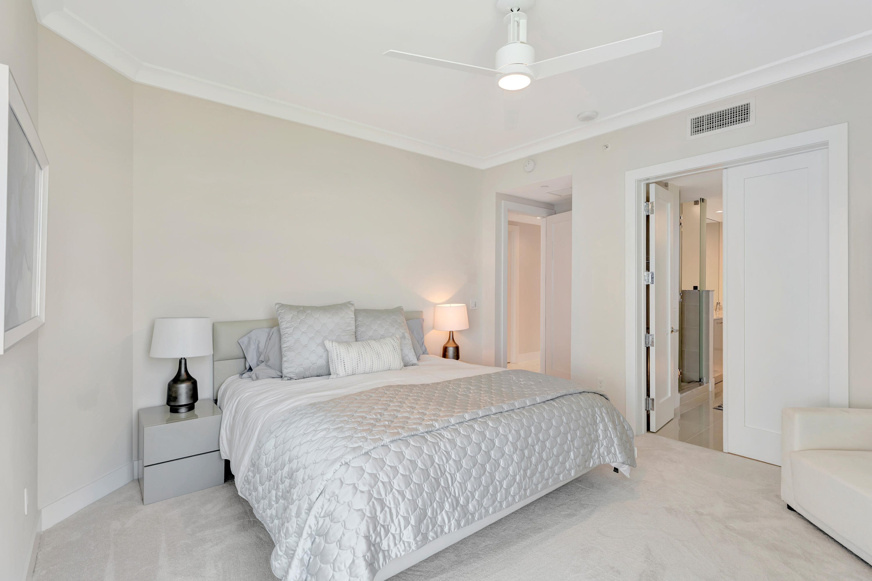 1 Water Club #1701, North Palm Beach FL 33408