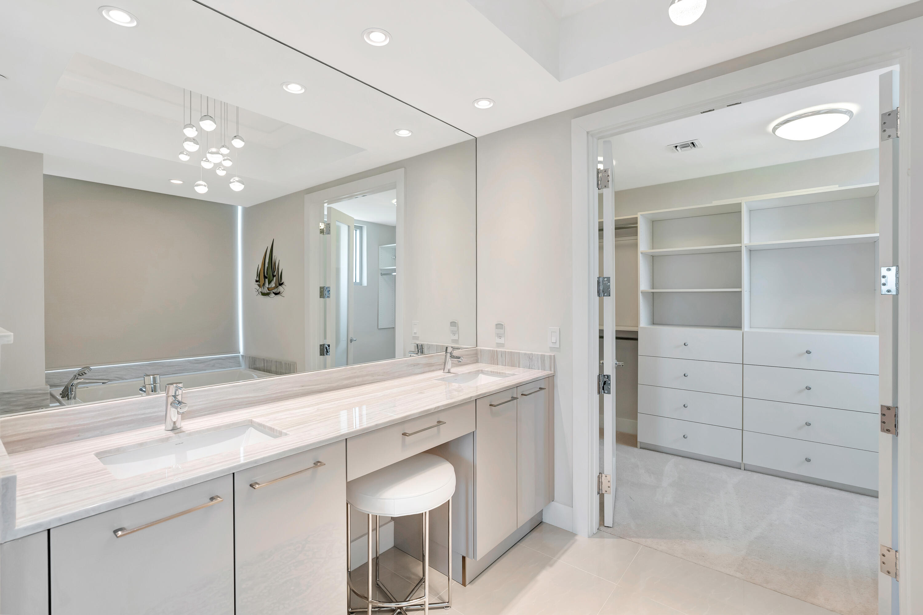 1 Water Club #1701, North Palm Beach FL 33408