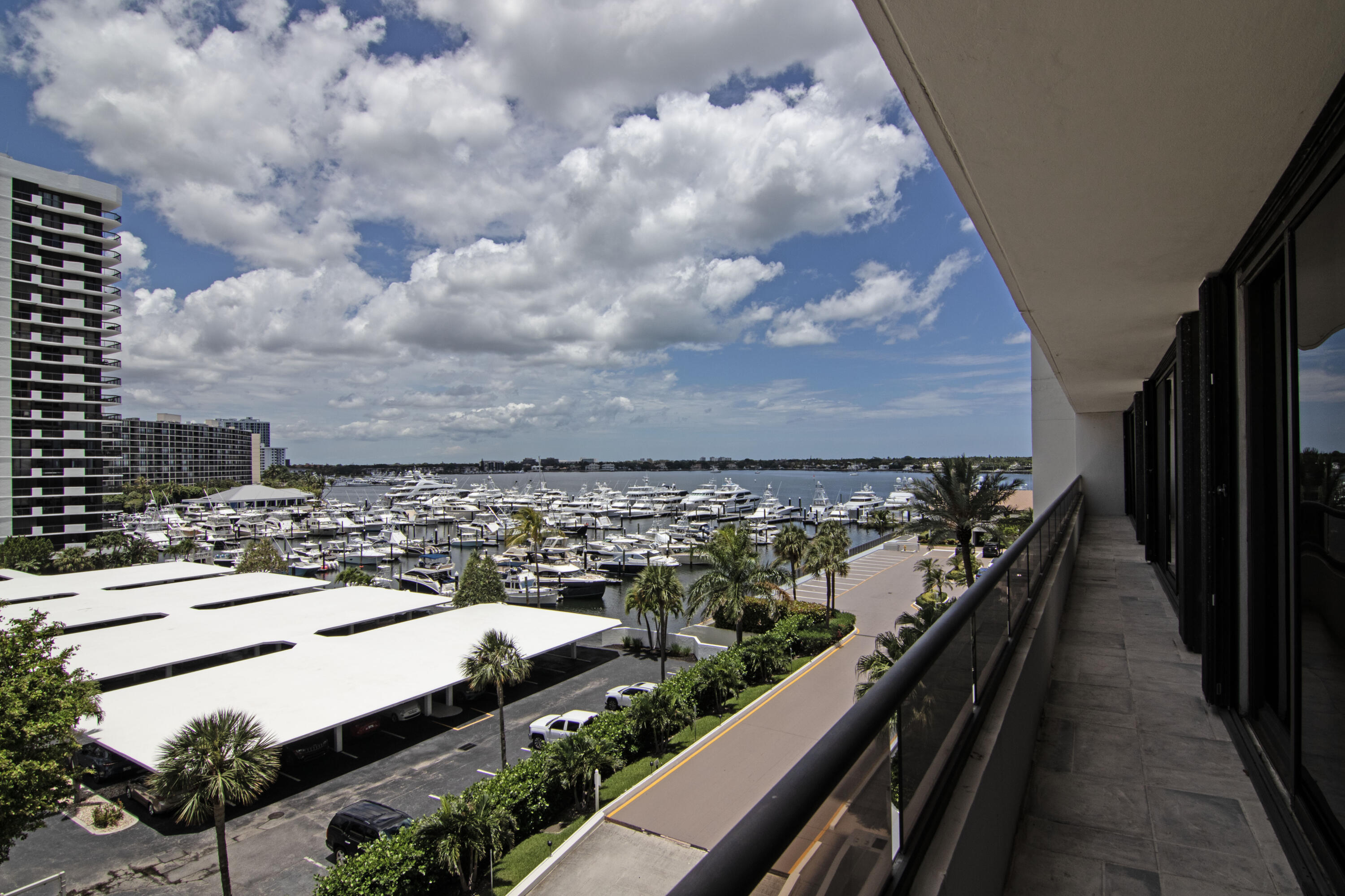 100 Lakeshore #458, North Palm Beach FL 33408