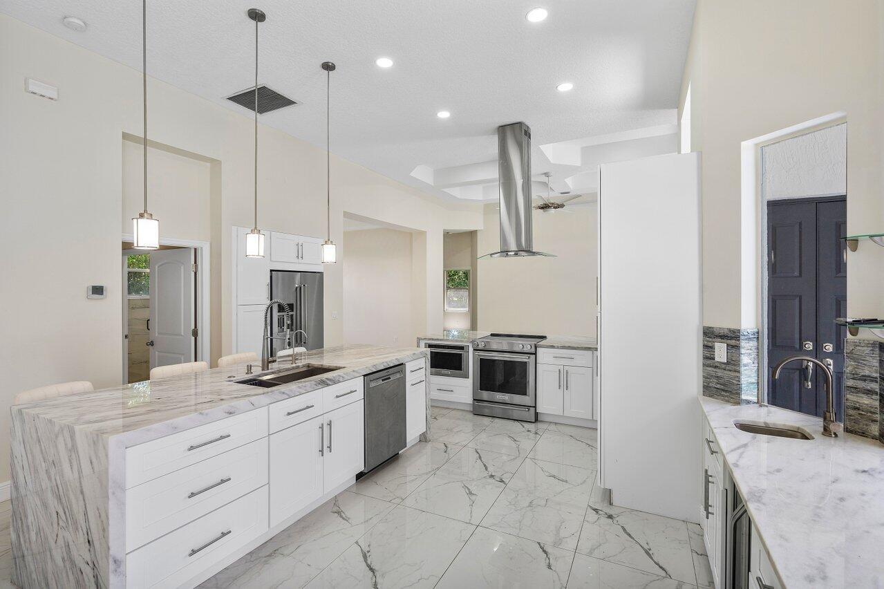 50 Lake Eden, Boynton Beach FL 33435