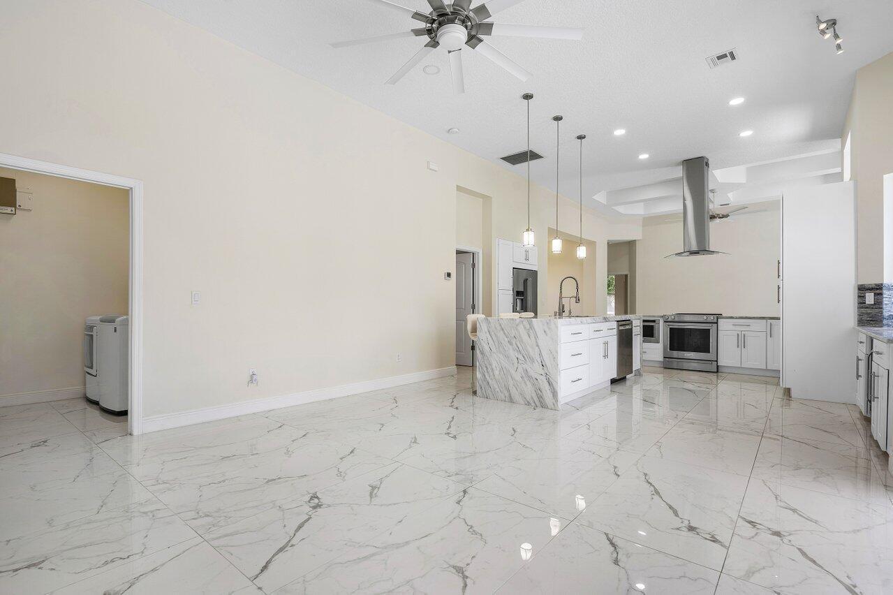 50 Lake Eden, Boynton Beach FL 33435