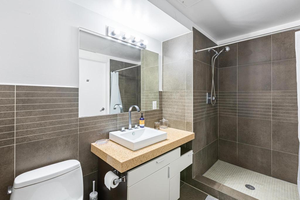 435 21st #308, Miami Beach FL 33139