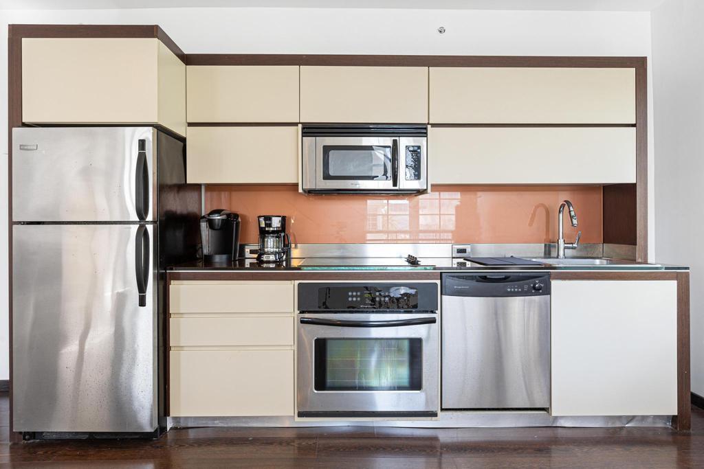 435 21st #308, Miami Beach FL 33139