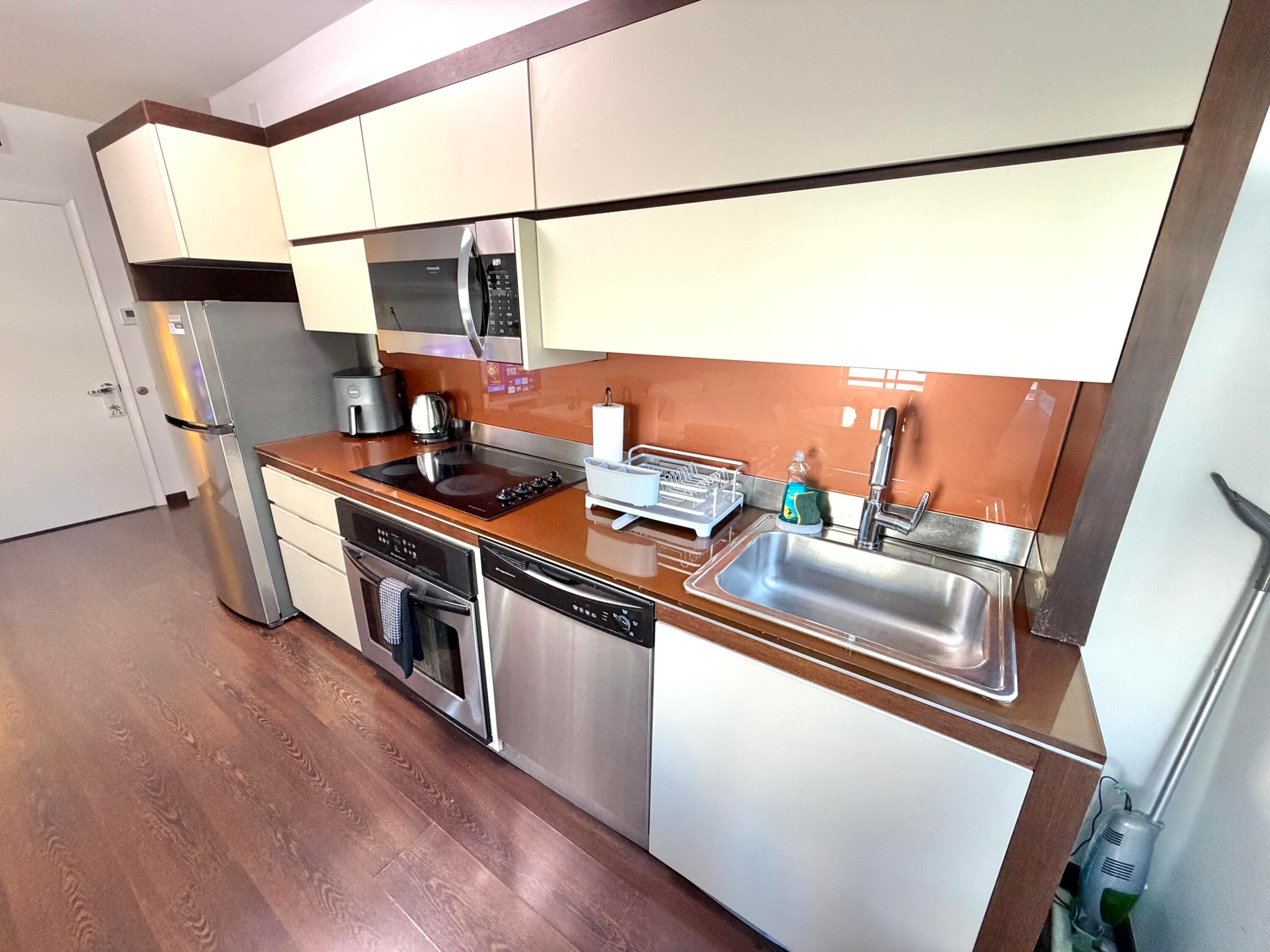 435 21st #308, Miami Beach FL 33139
