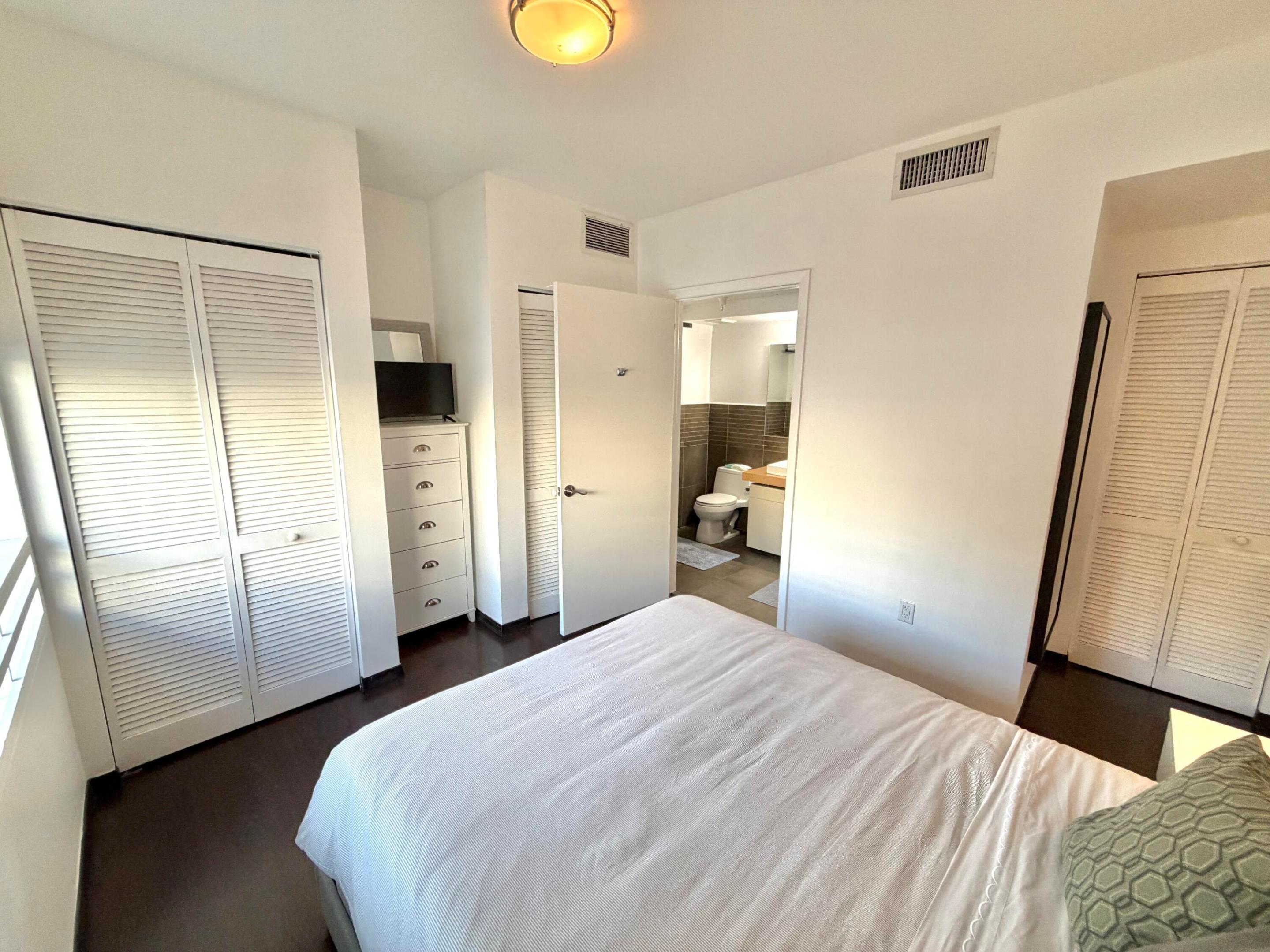 435 21st #308, Miami Beach FL 33139