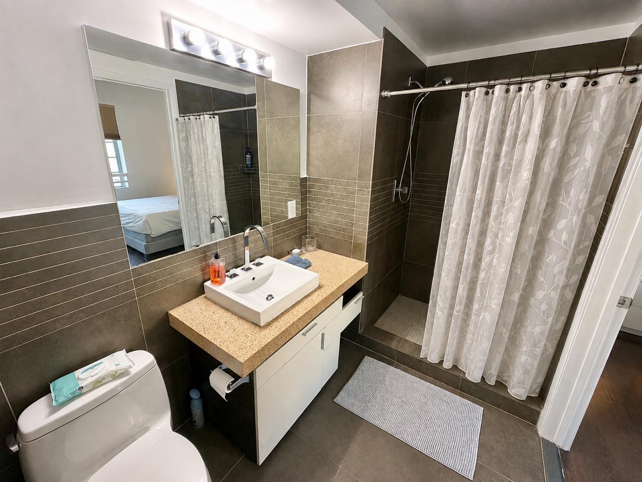435 21st #308, Miami Beach FL 33139