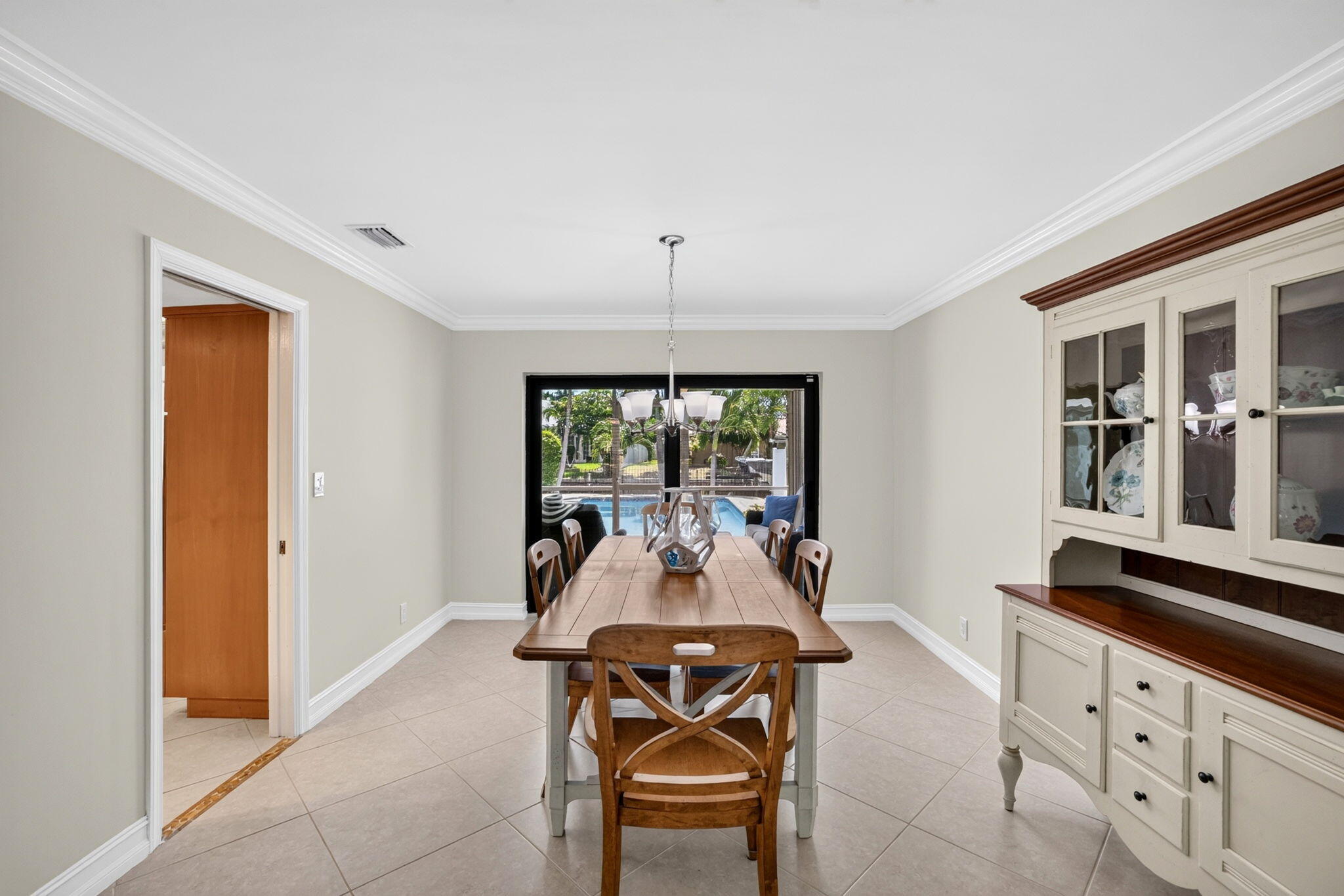 5570 NE 26th, Fort Lauderdale FL 33308