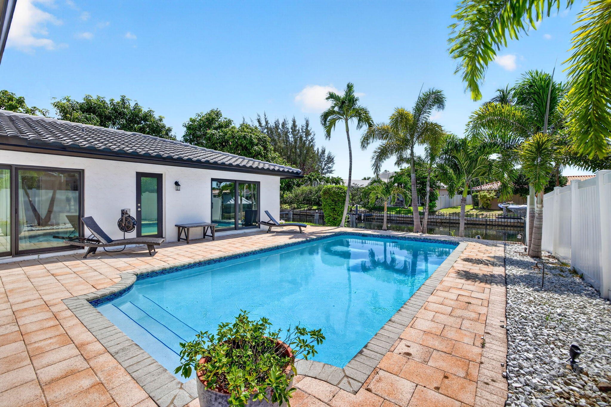 5570 NE 26th, Fort Lauderdale FL 33308